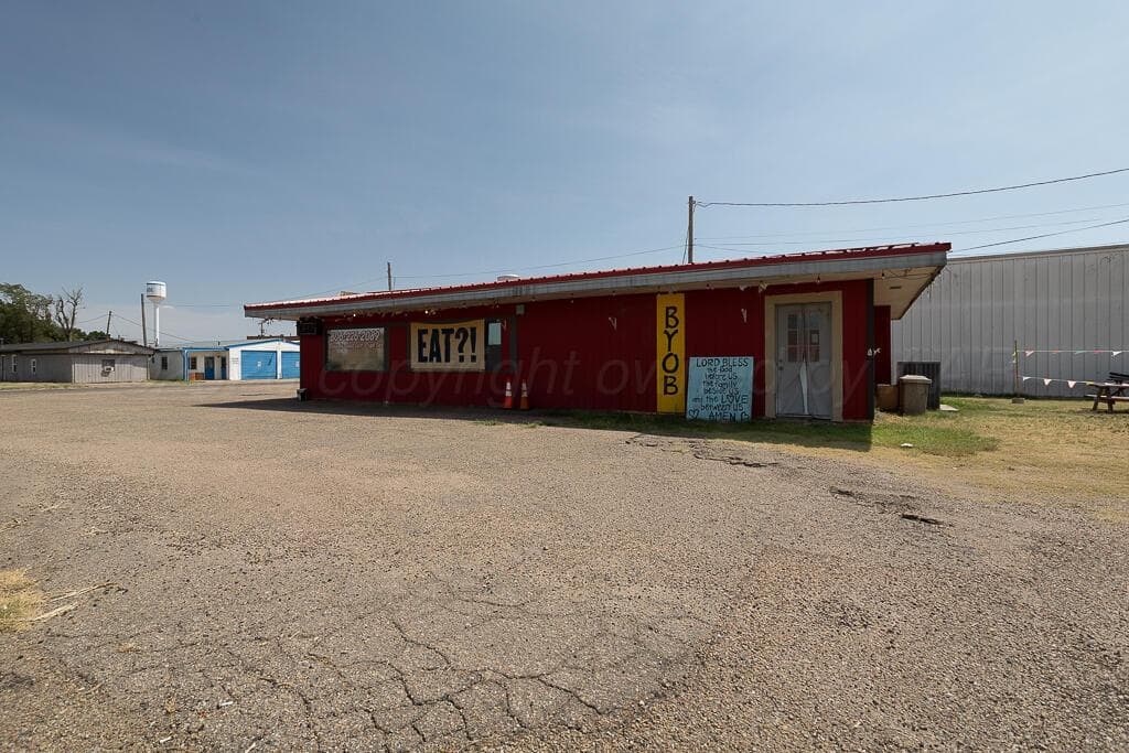 201 W First Street, Claude, TX 79019