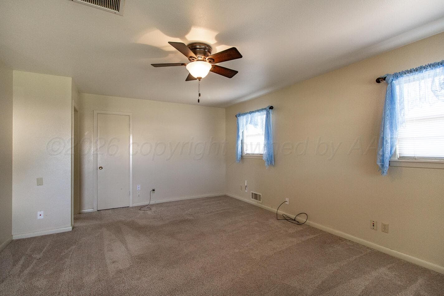 420 Sunset Drive, Hereford, TX 79045, photo 2