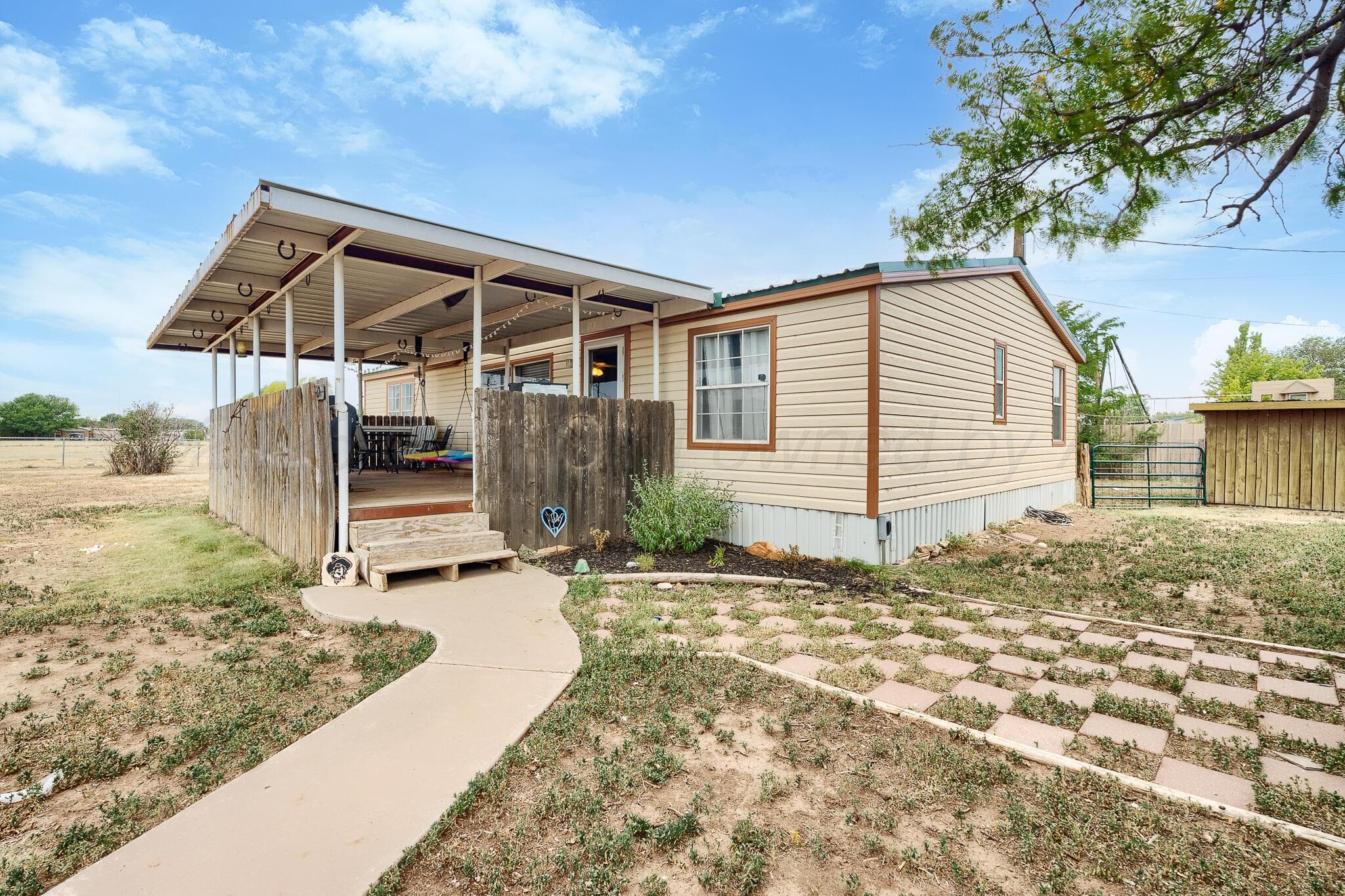 304 Coke Street, Vega, TX 79092, photo 2