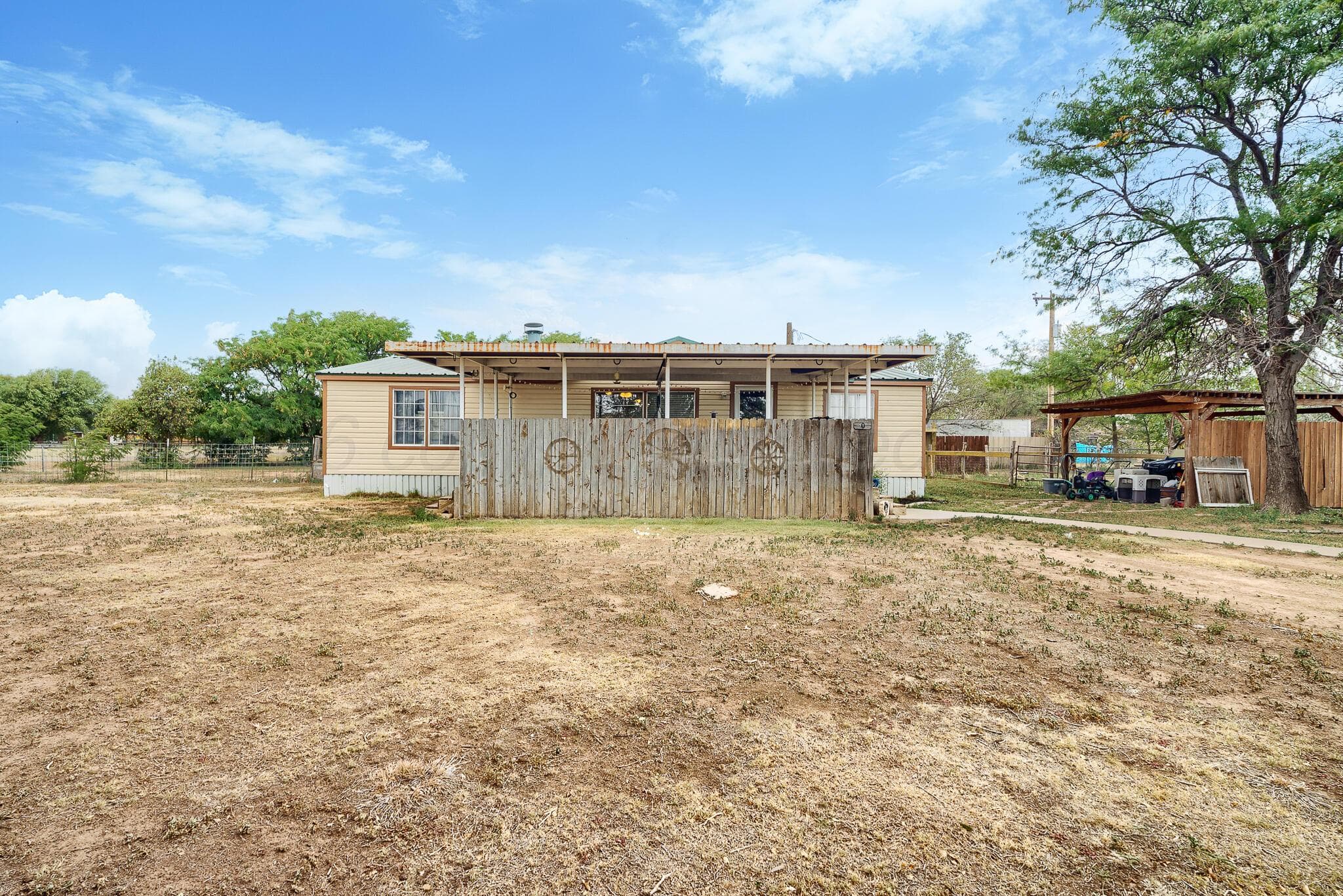 304 Coke Street, Vega, TX 79092