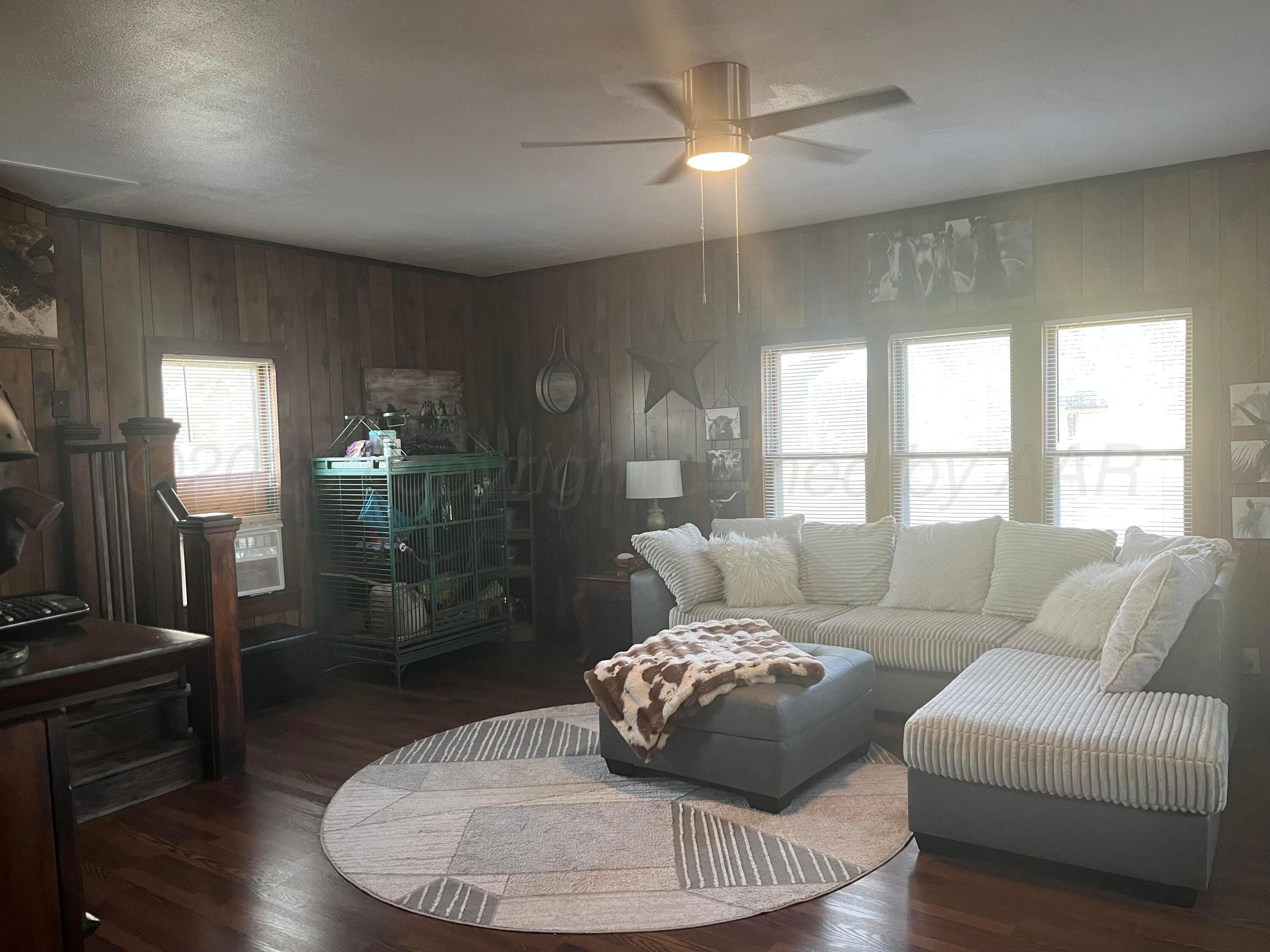 300 Alamo Street, Claude, TX 79019, photo 3