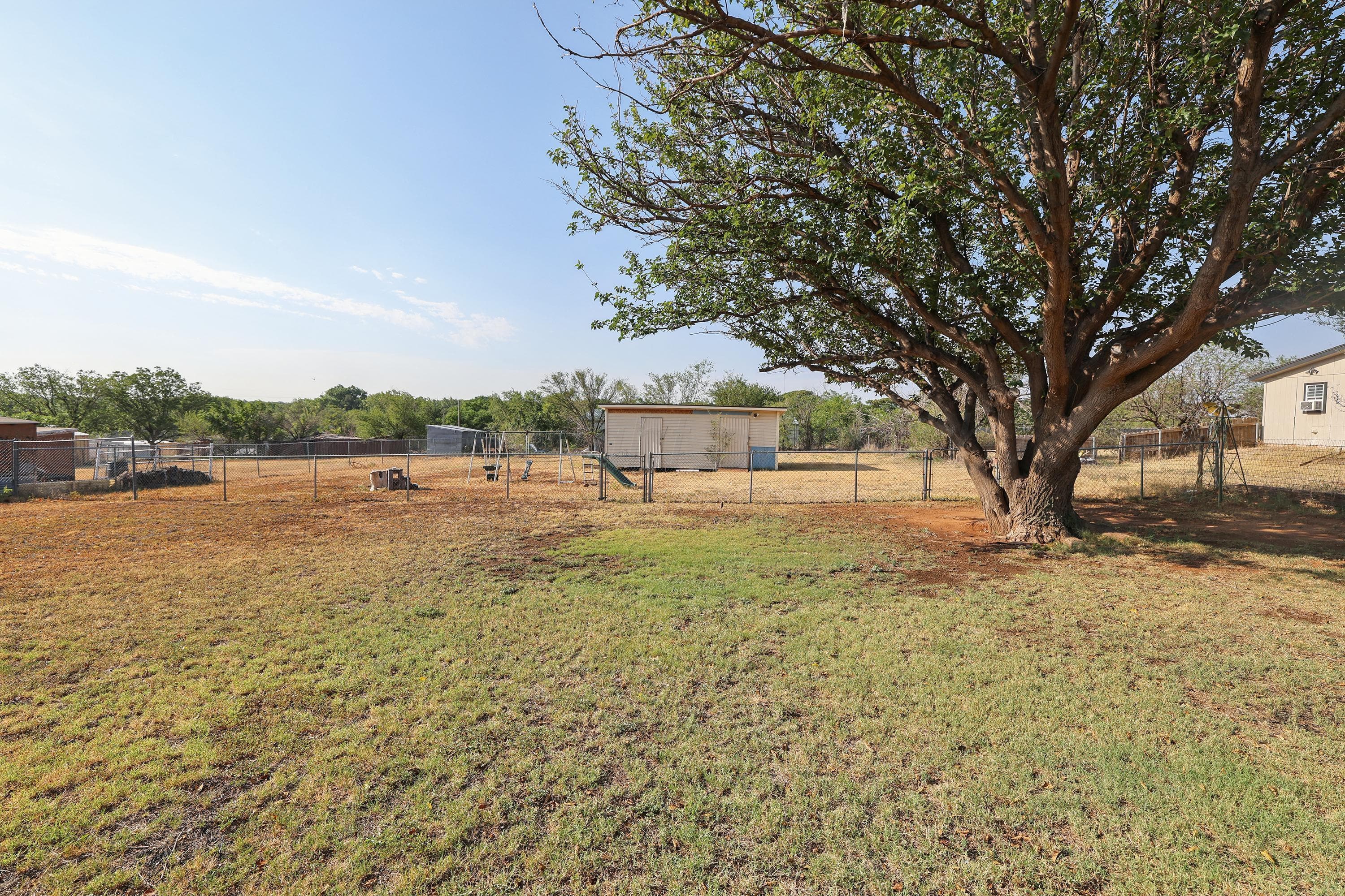 911 W BONITA Avenue, Amarillo, TX 79108, photo 21