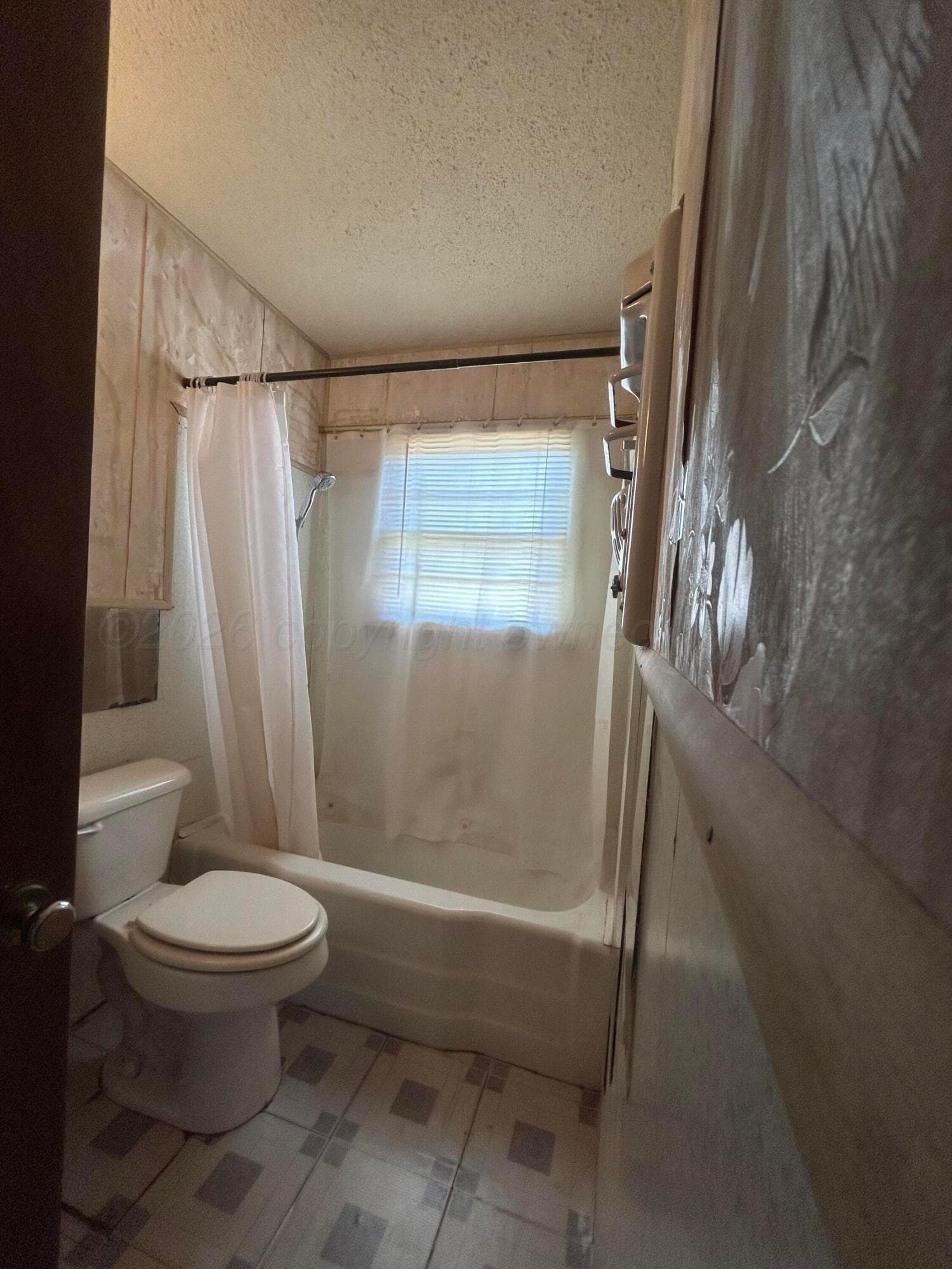 2408 Galveston Street, Plainview, TX 79072, photo 11