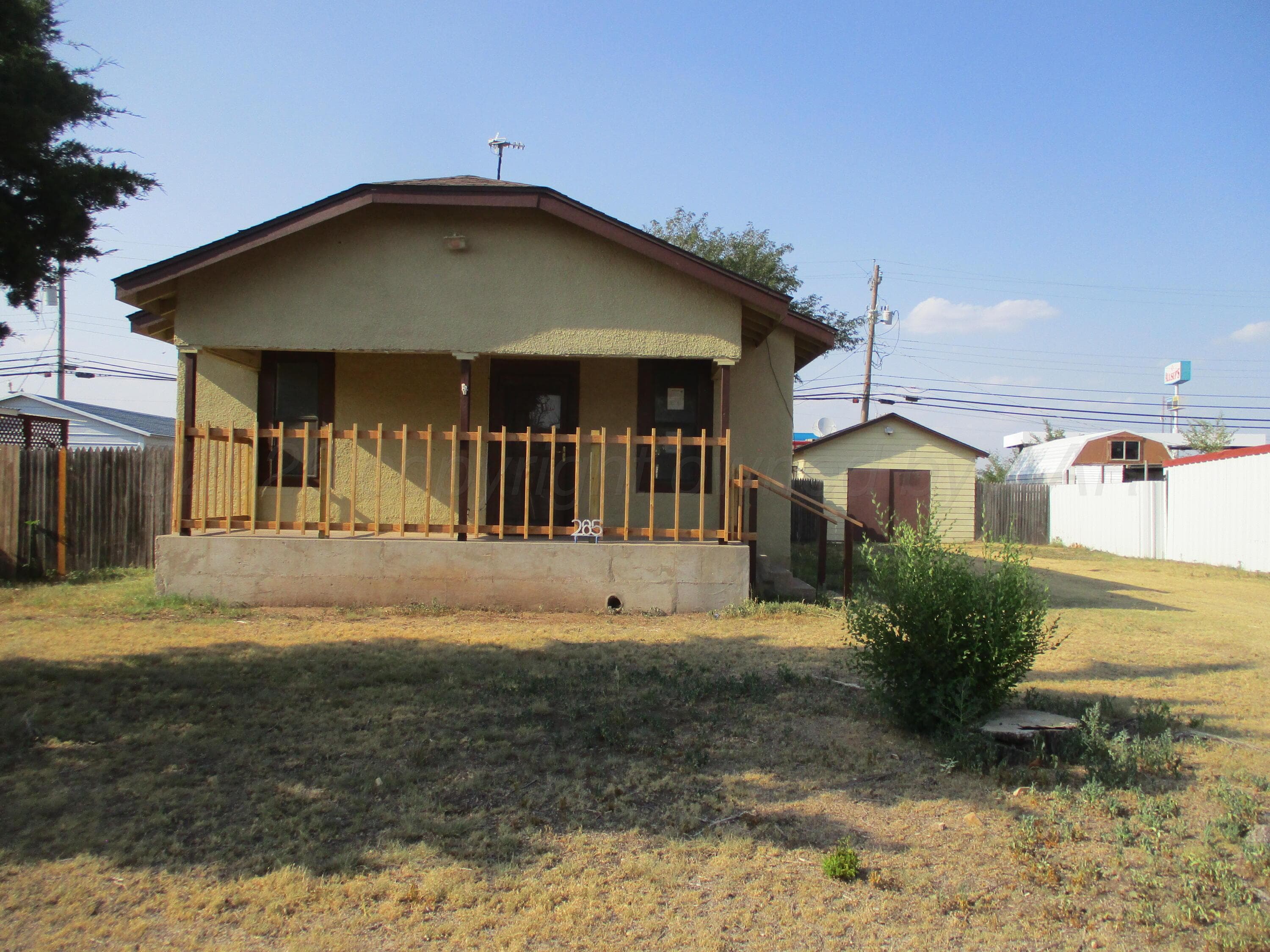285 Overland Trail, Fritch, TX 79036