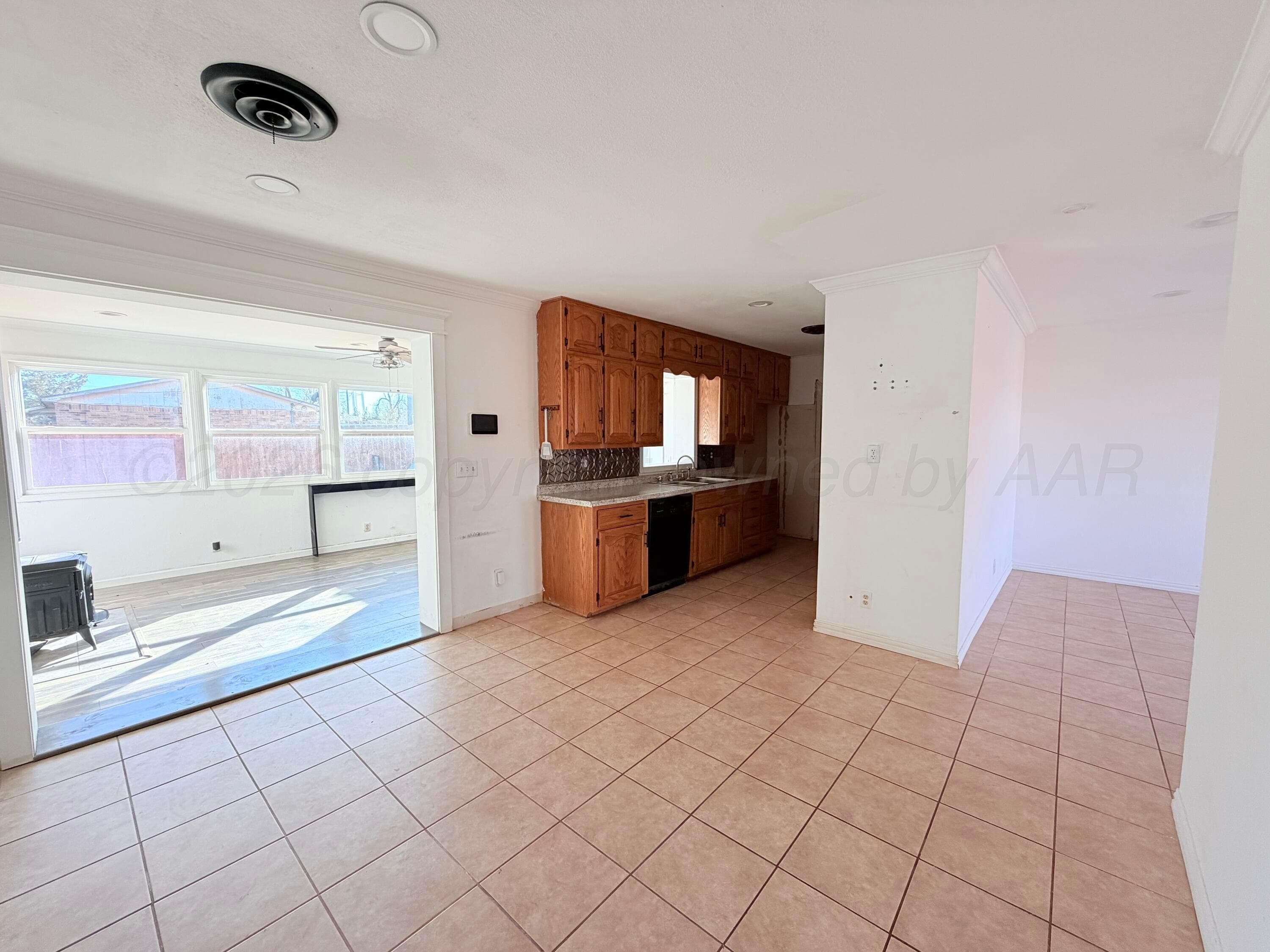 320 Arthur Street, Tulia, TX 79088, photo 4