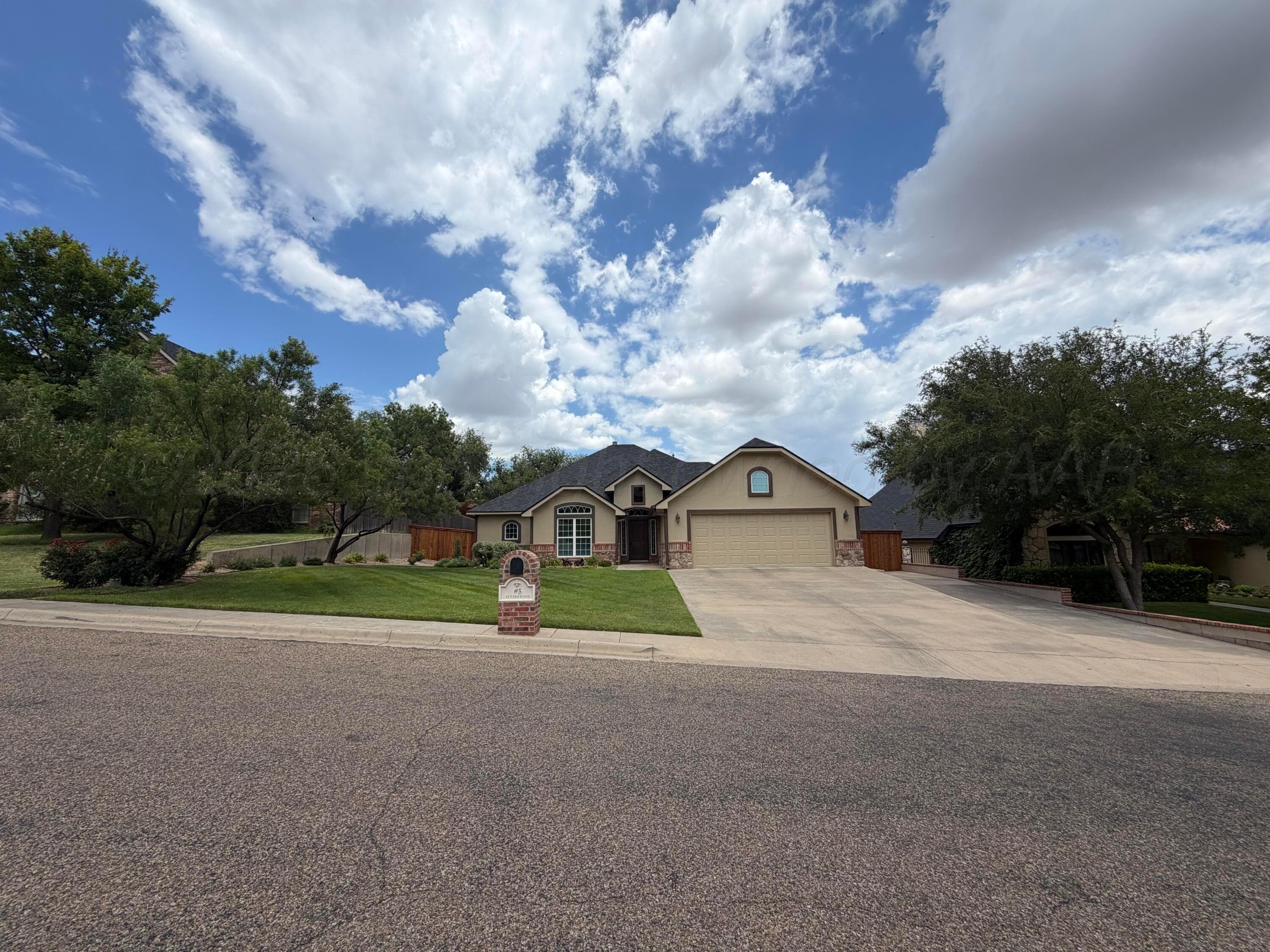 5 JYNTEEWOOD Circle, Amarillo, TX 79015-1703