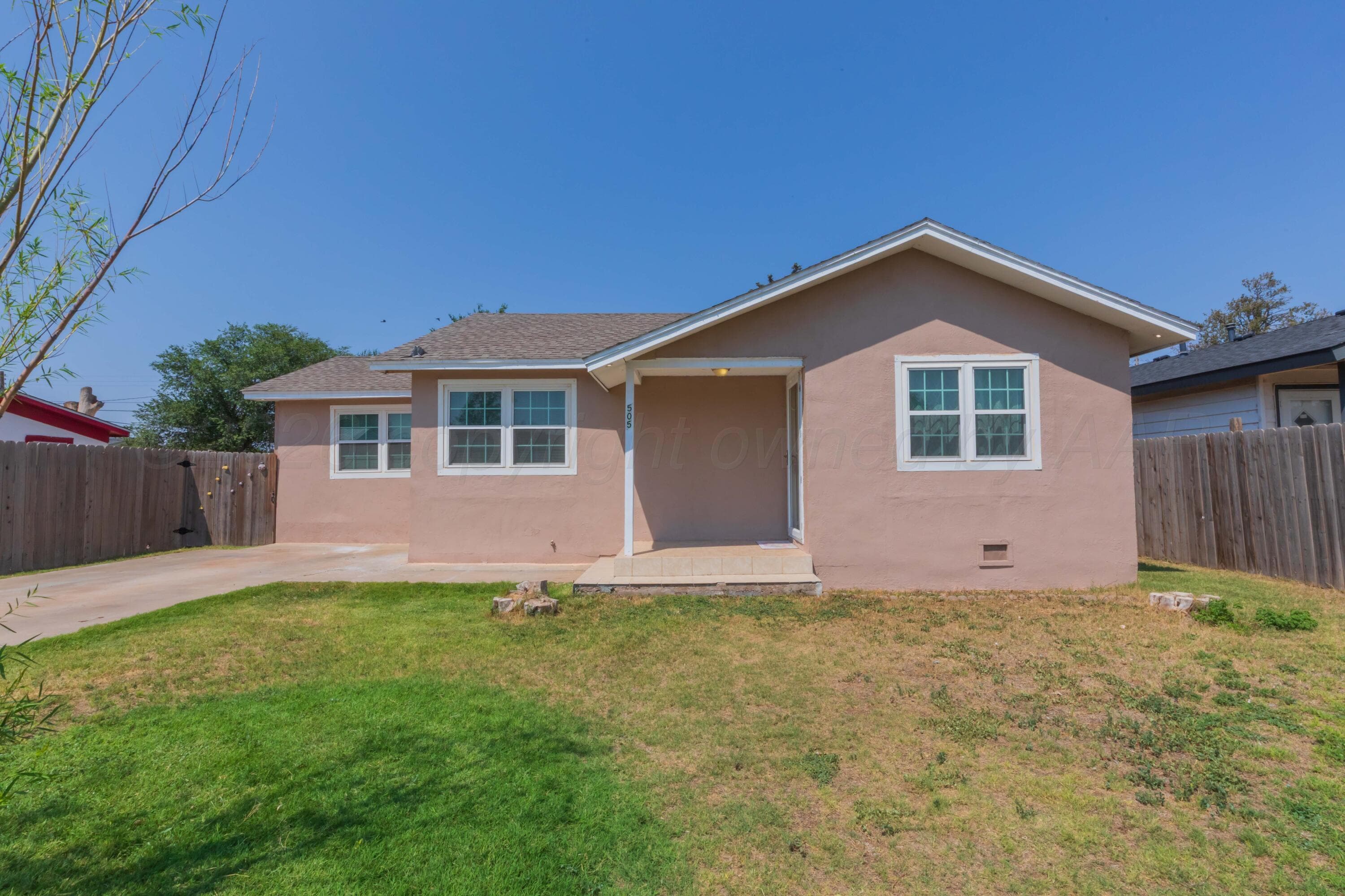 505 N Irving Street, Hereford, TX 79045, photo 2