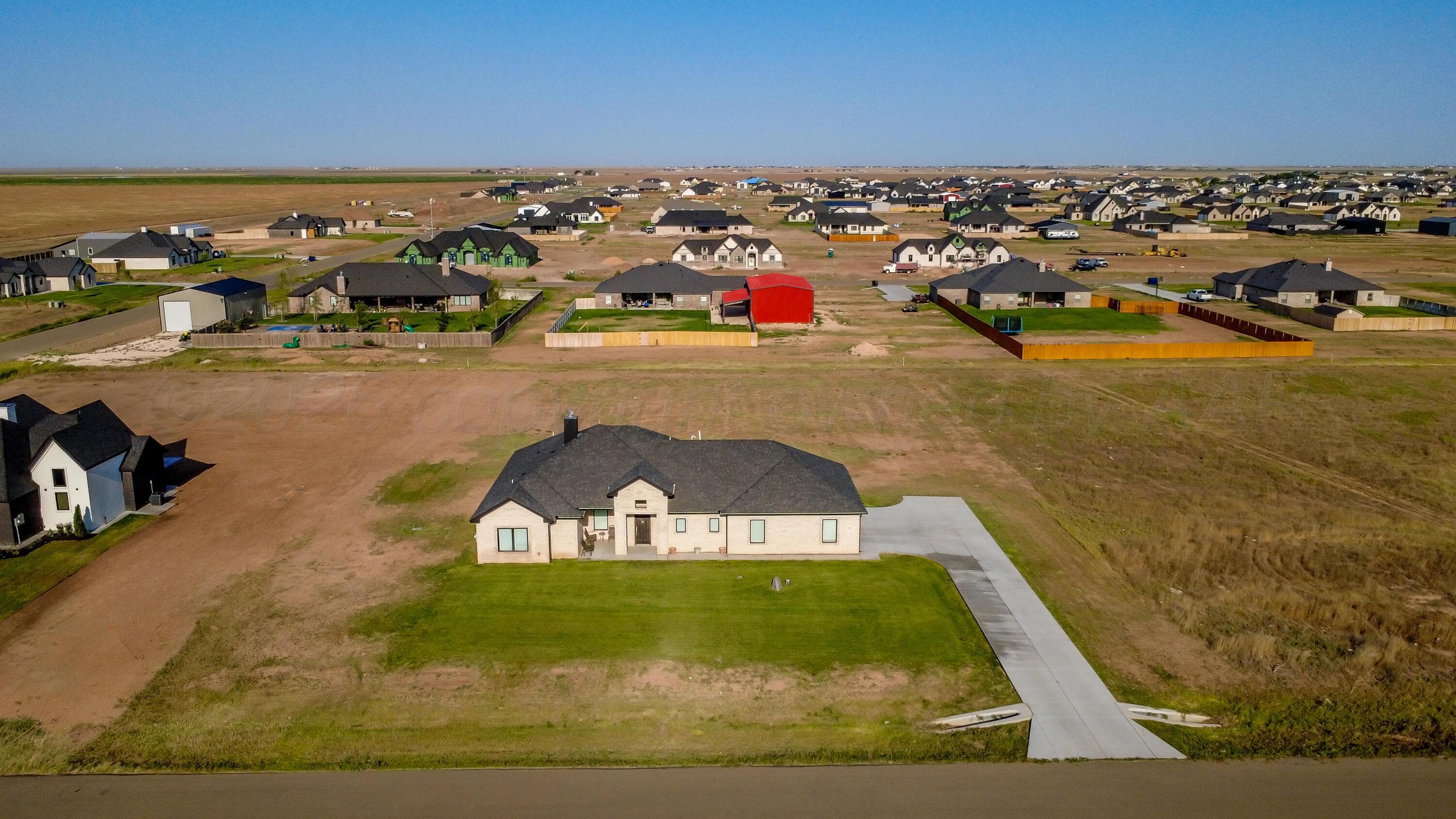 10040 COPPER CREEK Drive, Amarillo, TX 79119-8143, photo 2