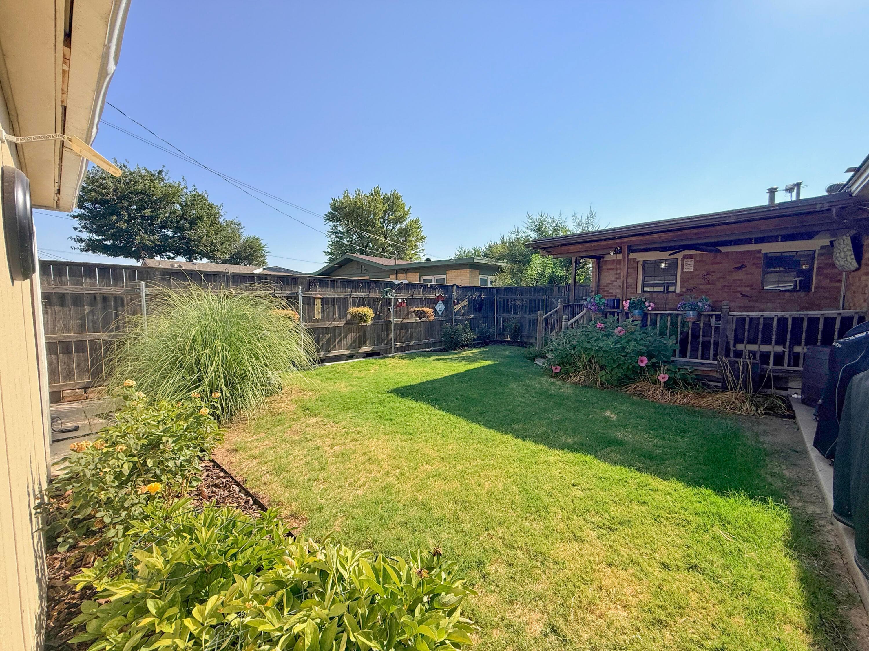 2121 N BANKS Street, Pampa, TX 79065-3431, photo 42