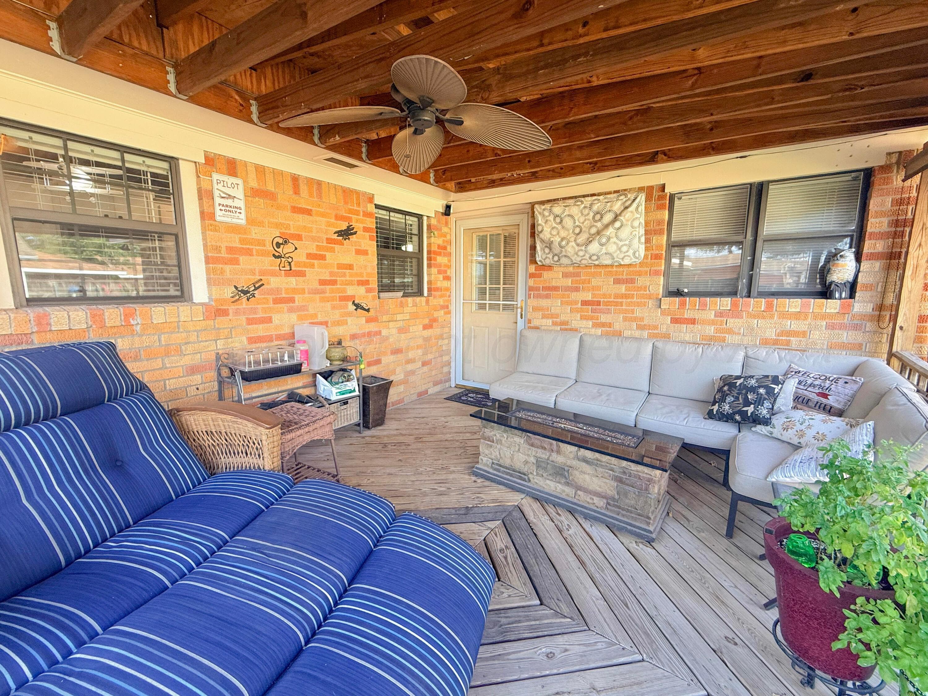 2121 N BANKS Street, Pampa, TX 79065-3431, photo 47