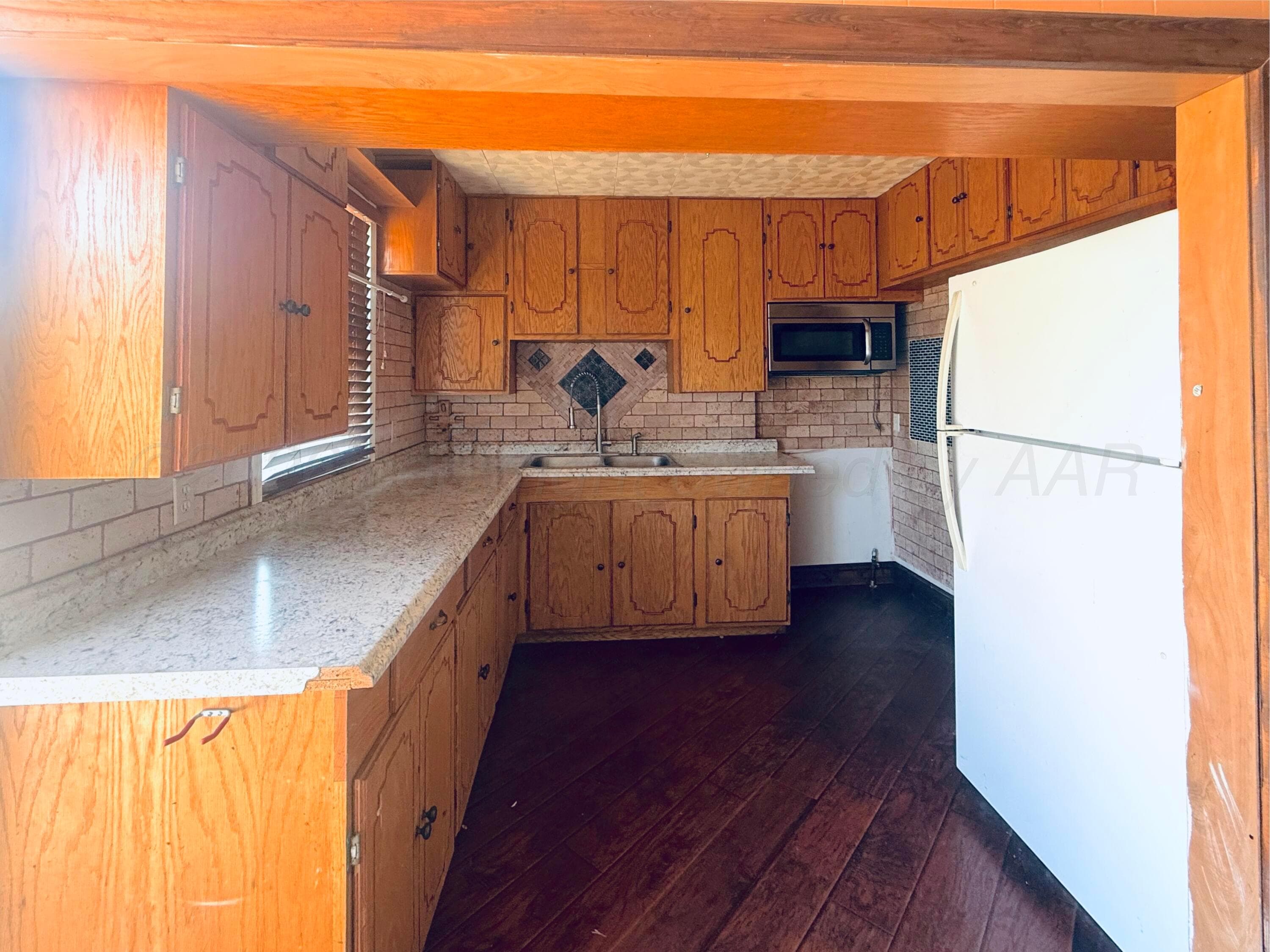 611 E 3RD Street, Dumas, TX 79029-4010, photo 6
