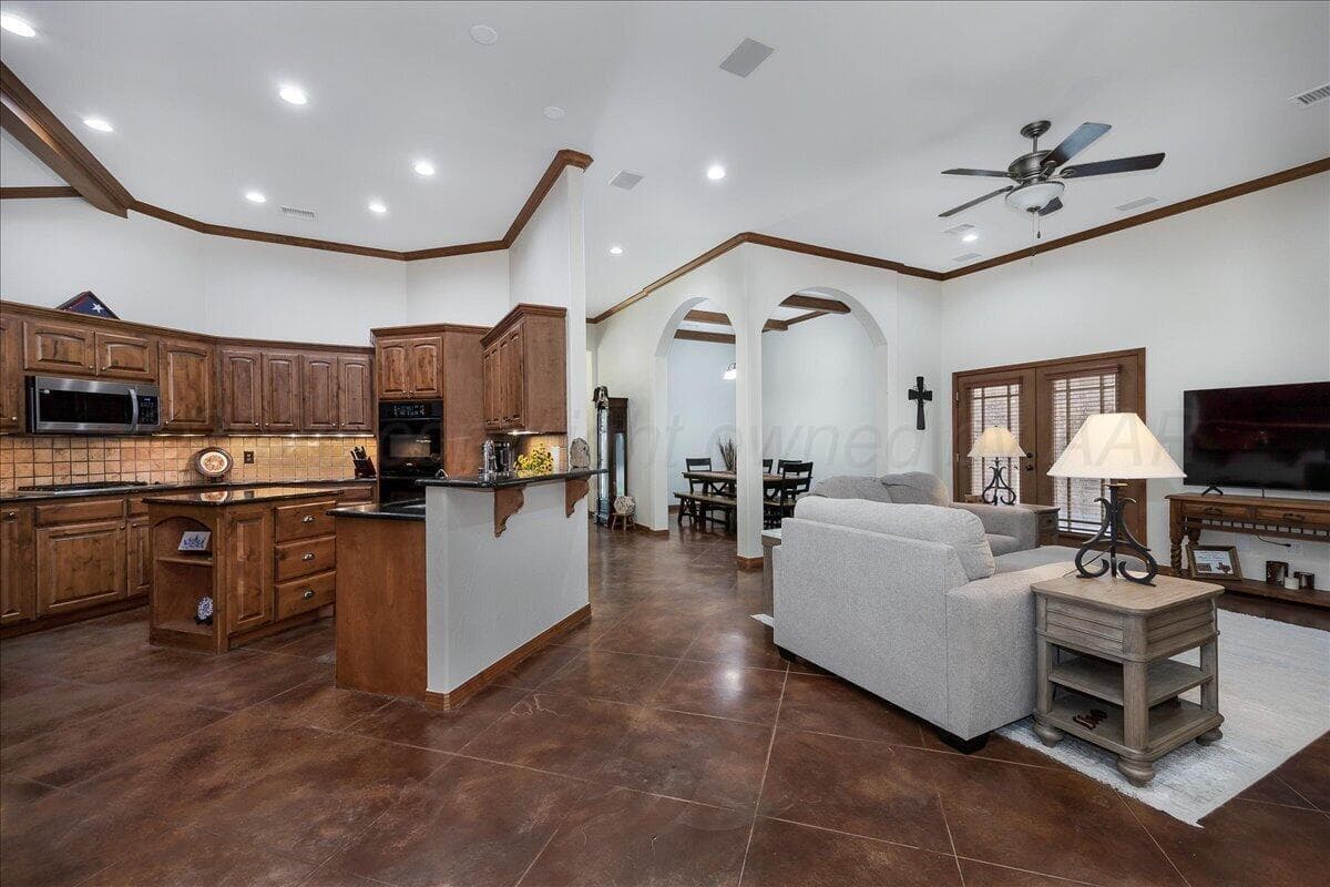 7913 PINERIDGE Drive, Amarillo, TX 79119-4945, photo 4