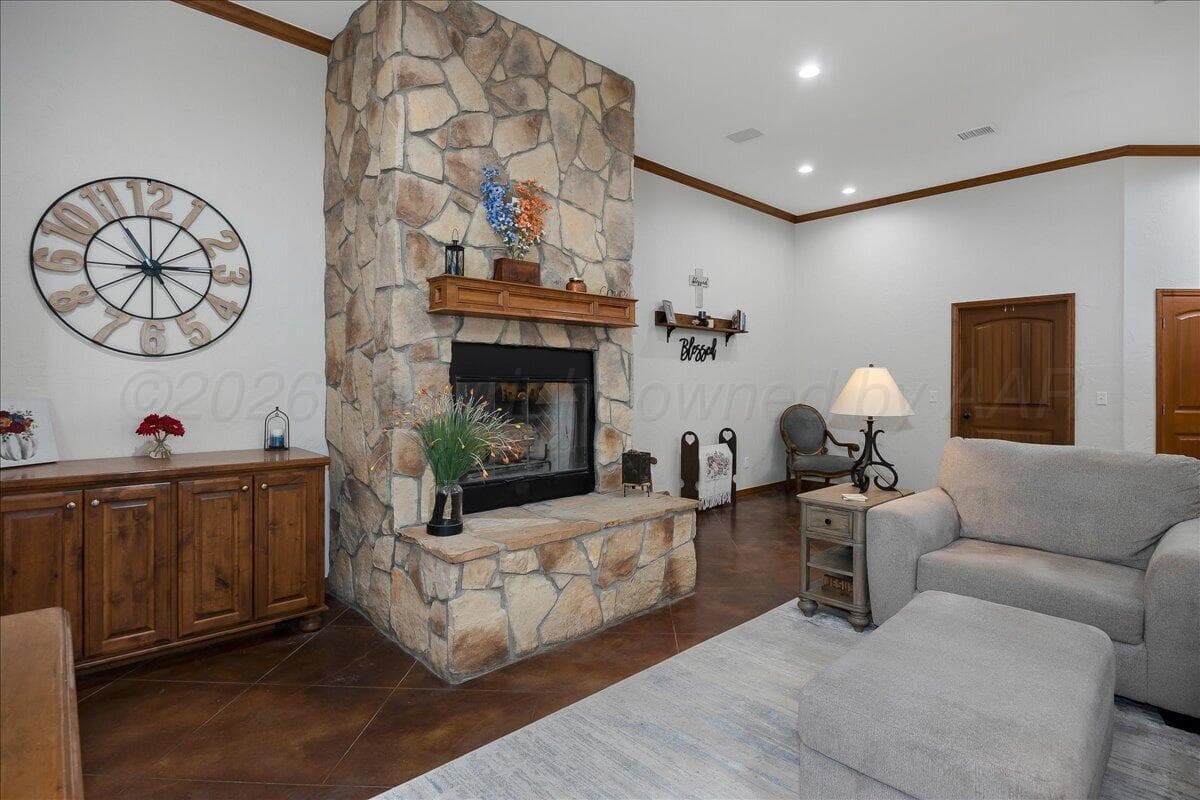 7913 PINERIDGE Drive, Amarillo, TX 79119-4945, photo 12