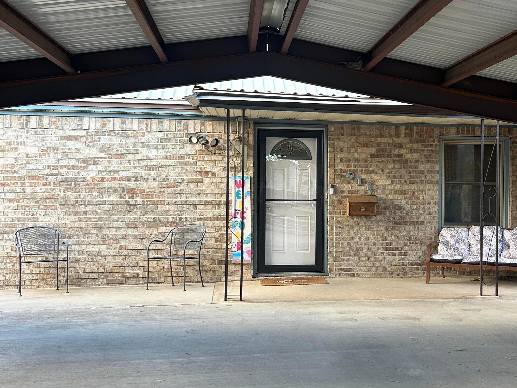 911 Ash Street, Canadian, TX 79014