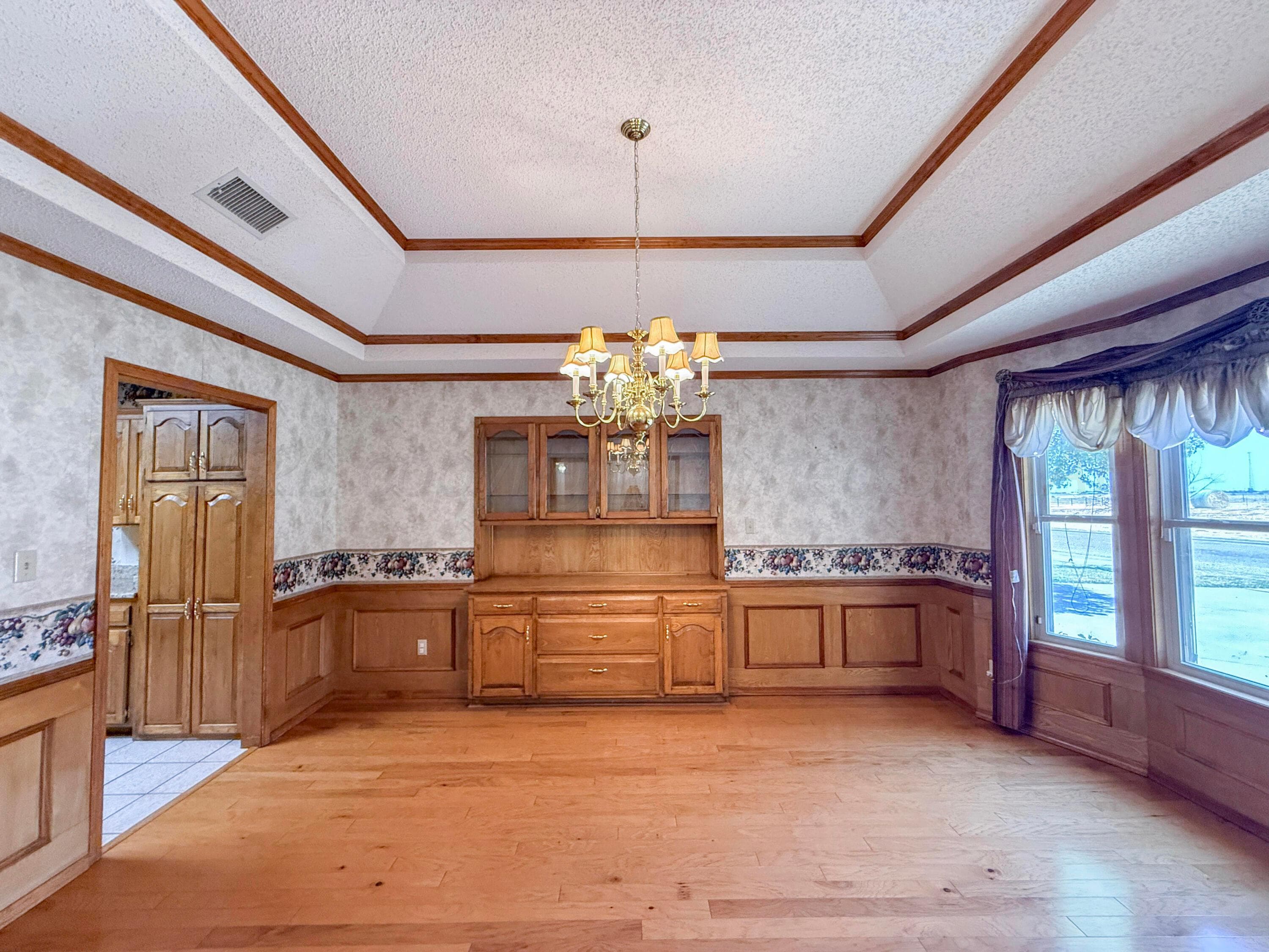2747 N BEECH Lane, Pampa, TX 79065-3030, photo 9