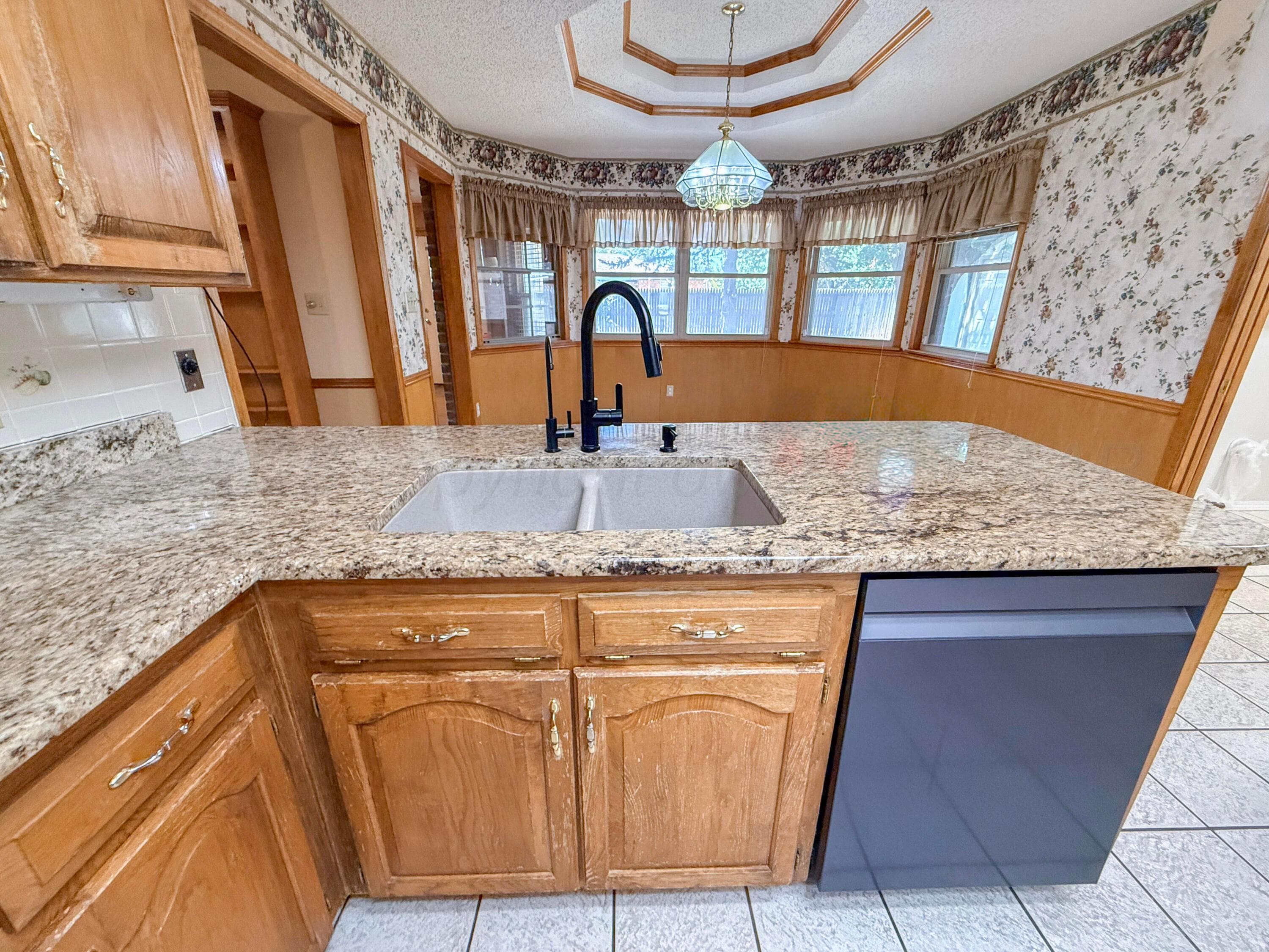 2747 N BEECH Lane, Pampa, TX 79065-3030, photo 15