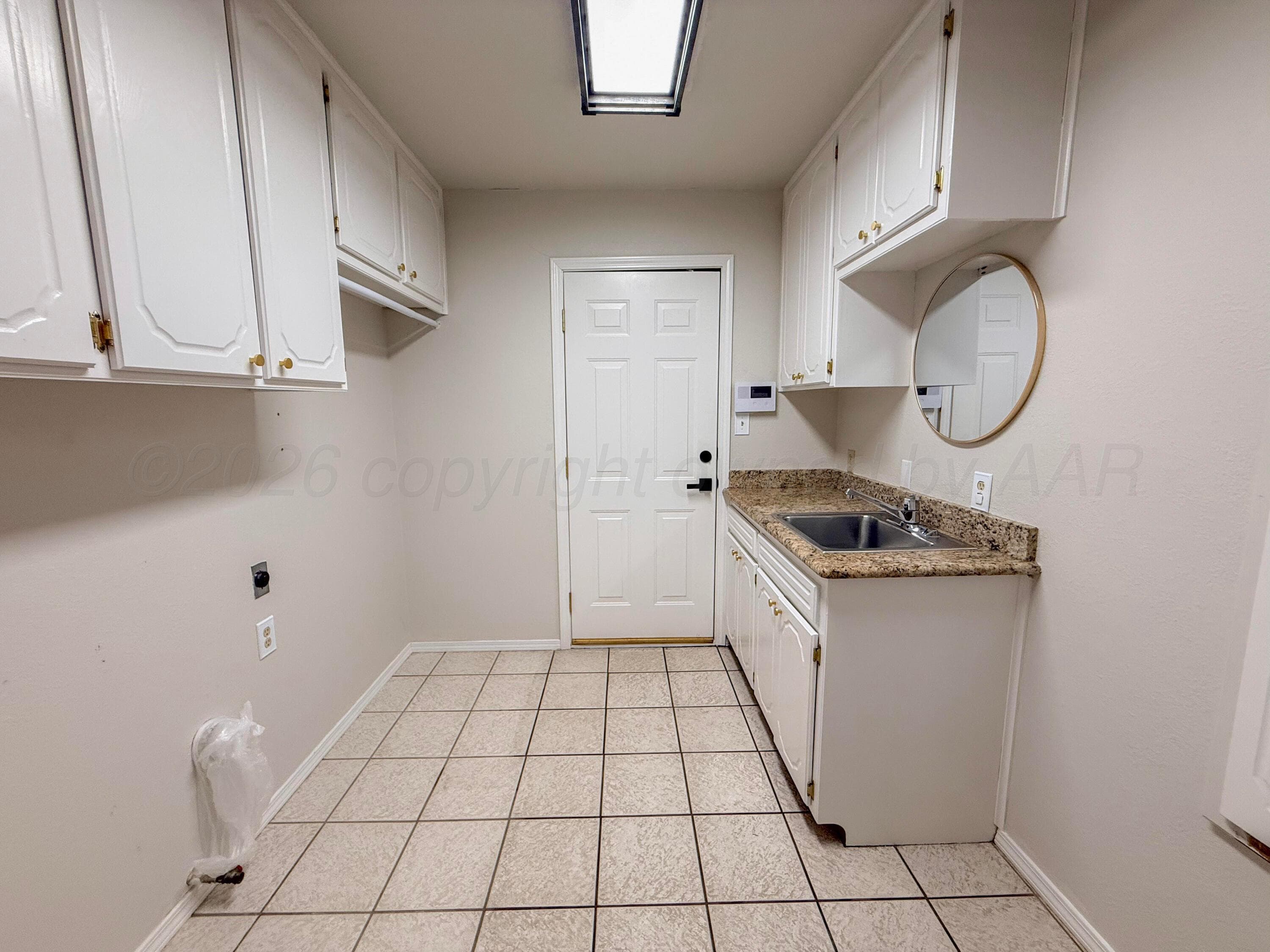 2747 N BEECH Lane, Pampa, TX 79065-3030, photo 17