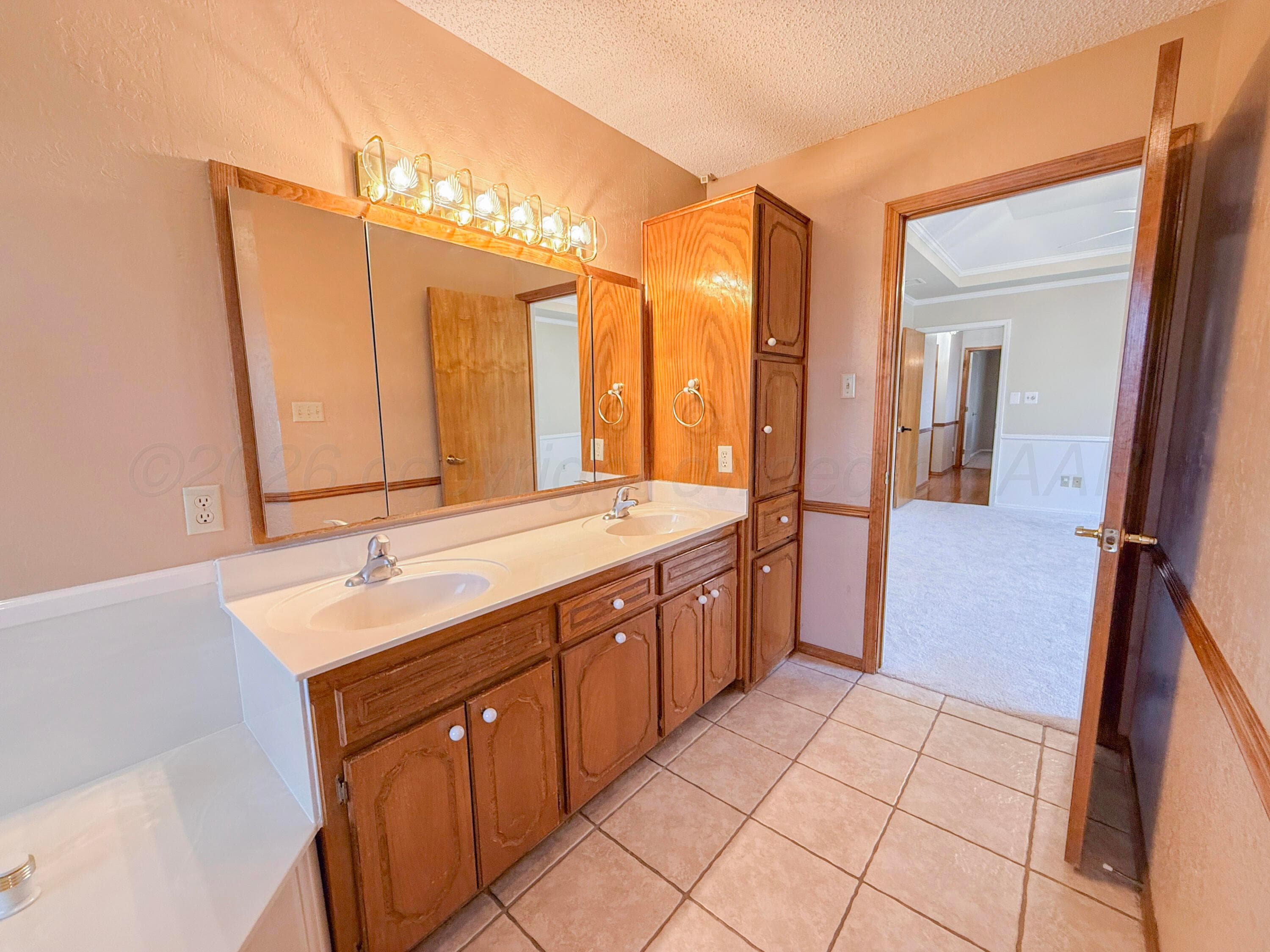 2747 N BEECH Lane, Pampa, TX 79065-3030, photo 45