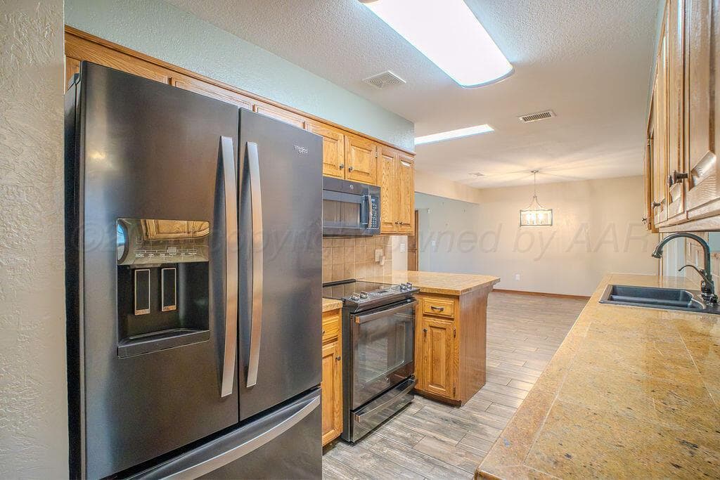 6605 DEER PARK Drive, Amarillo, TX 79124-1500, photo 16
