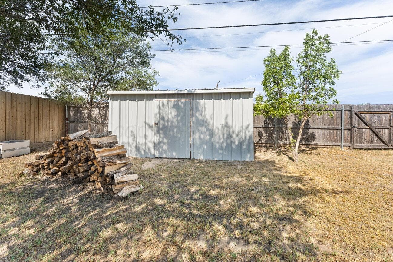 1301 Cooley Drive, Borger, TX 79007, photo 21