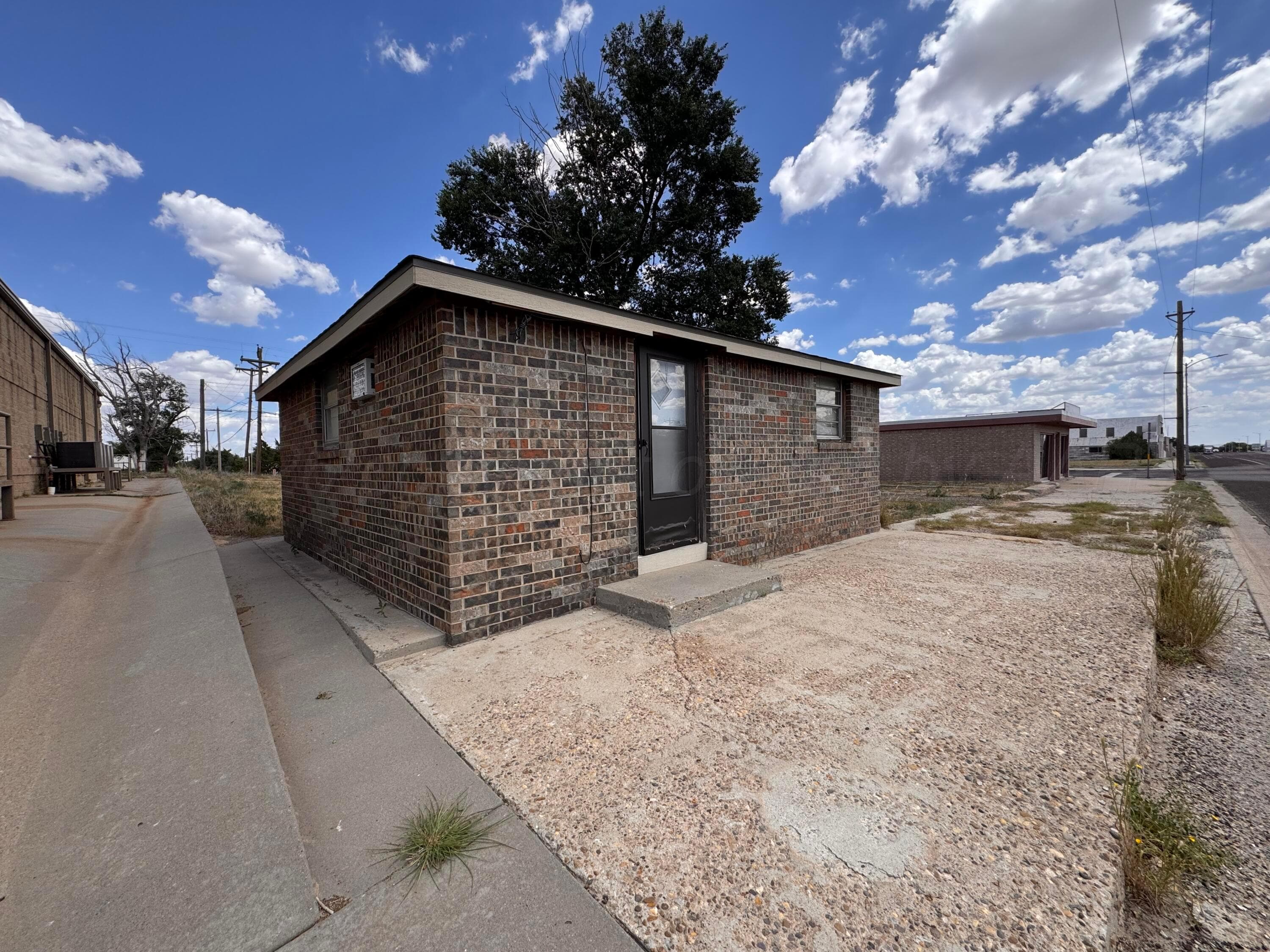625 Main Street, Stinnett, TX 79083, photo 2