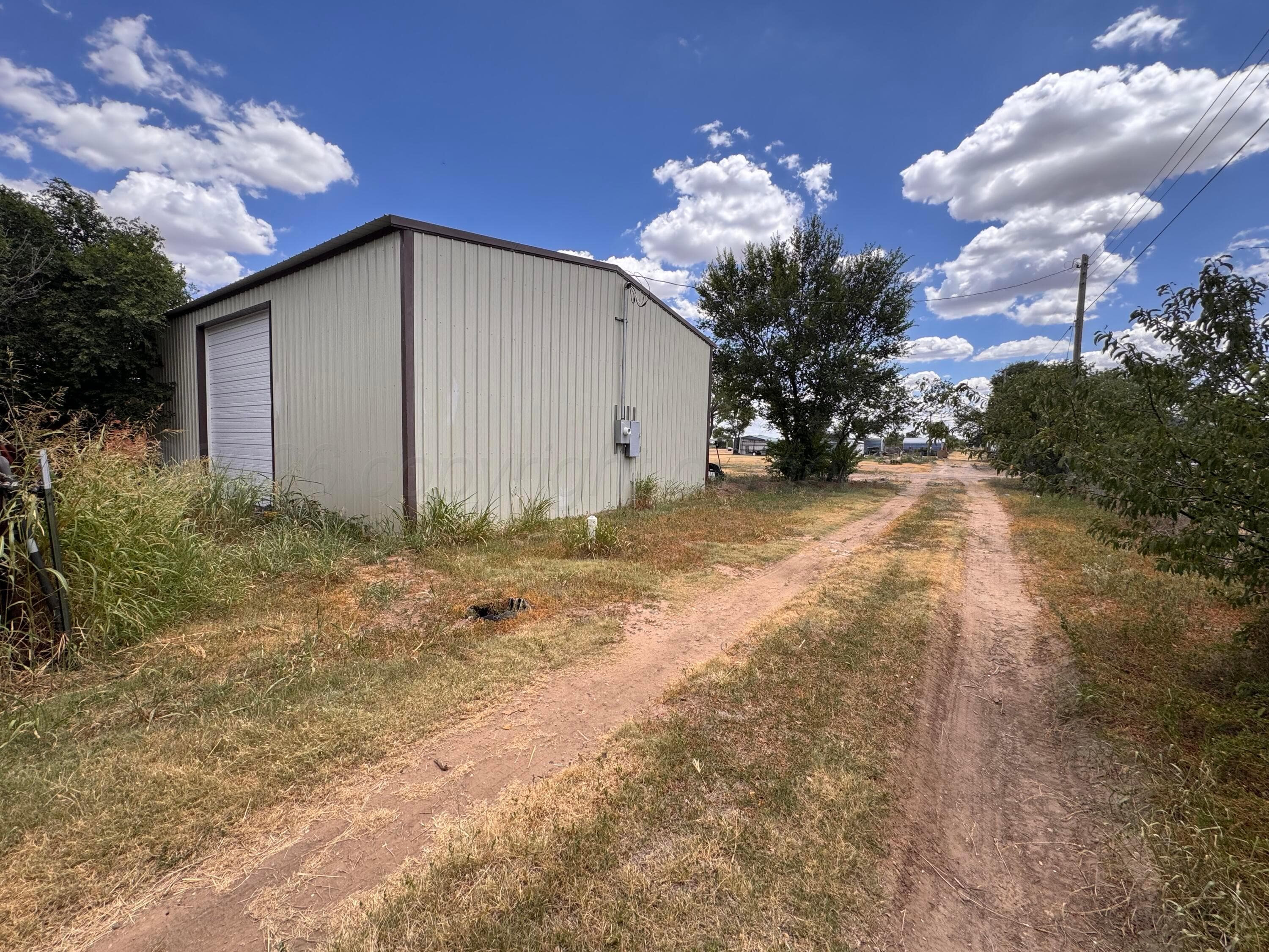 S Brown Avenue, Stinnett, TX 79083, photo 7