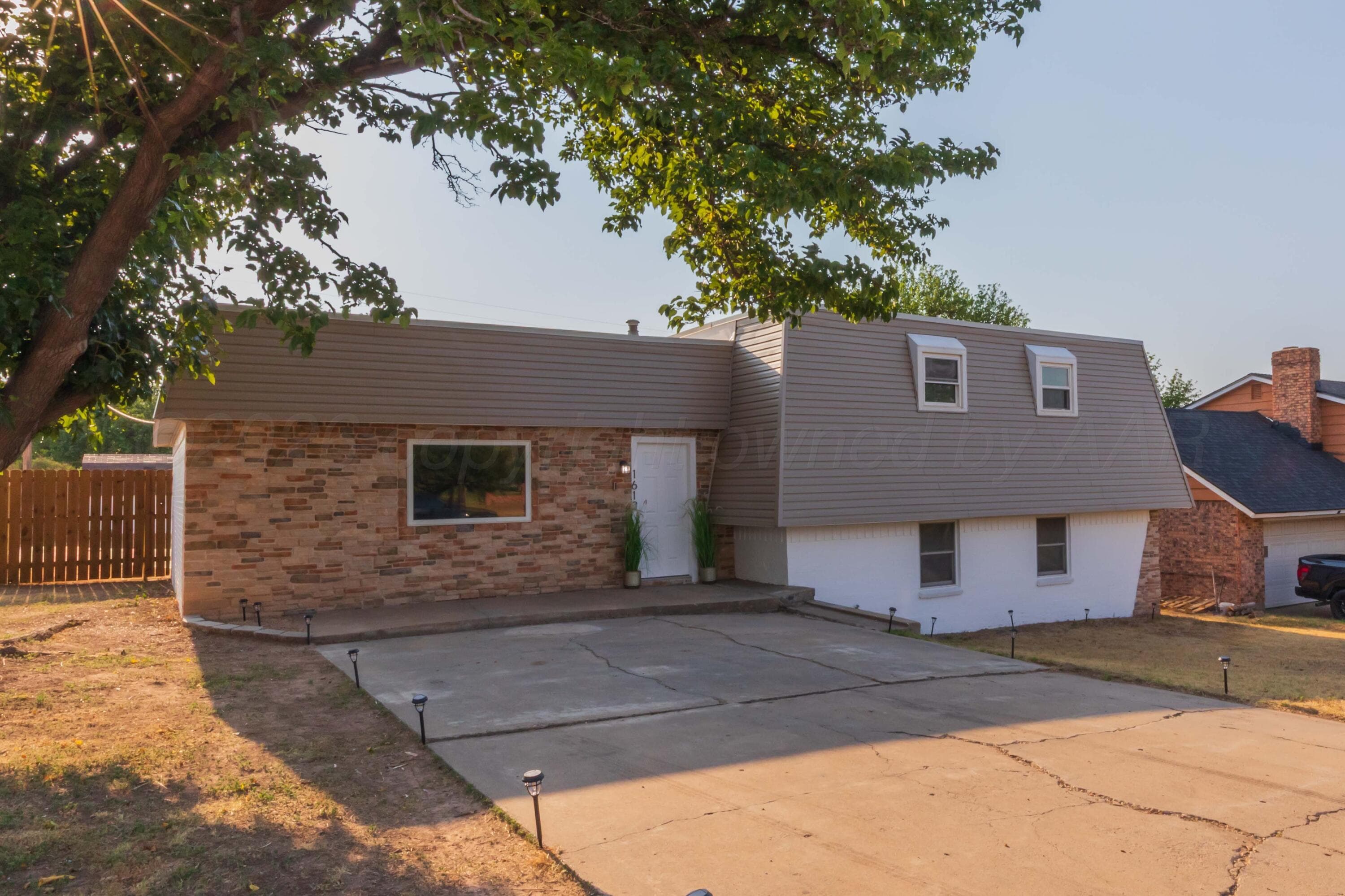 1612 N EVERGREEN Street, Pampa, TX 79065-4522