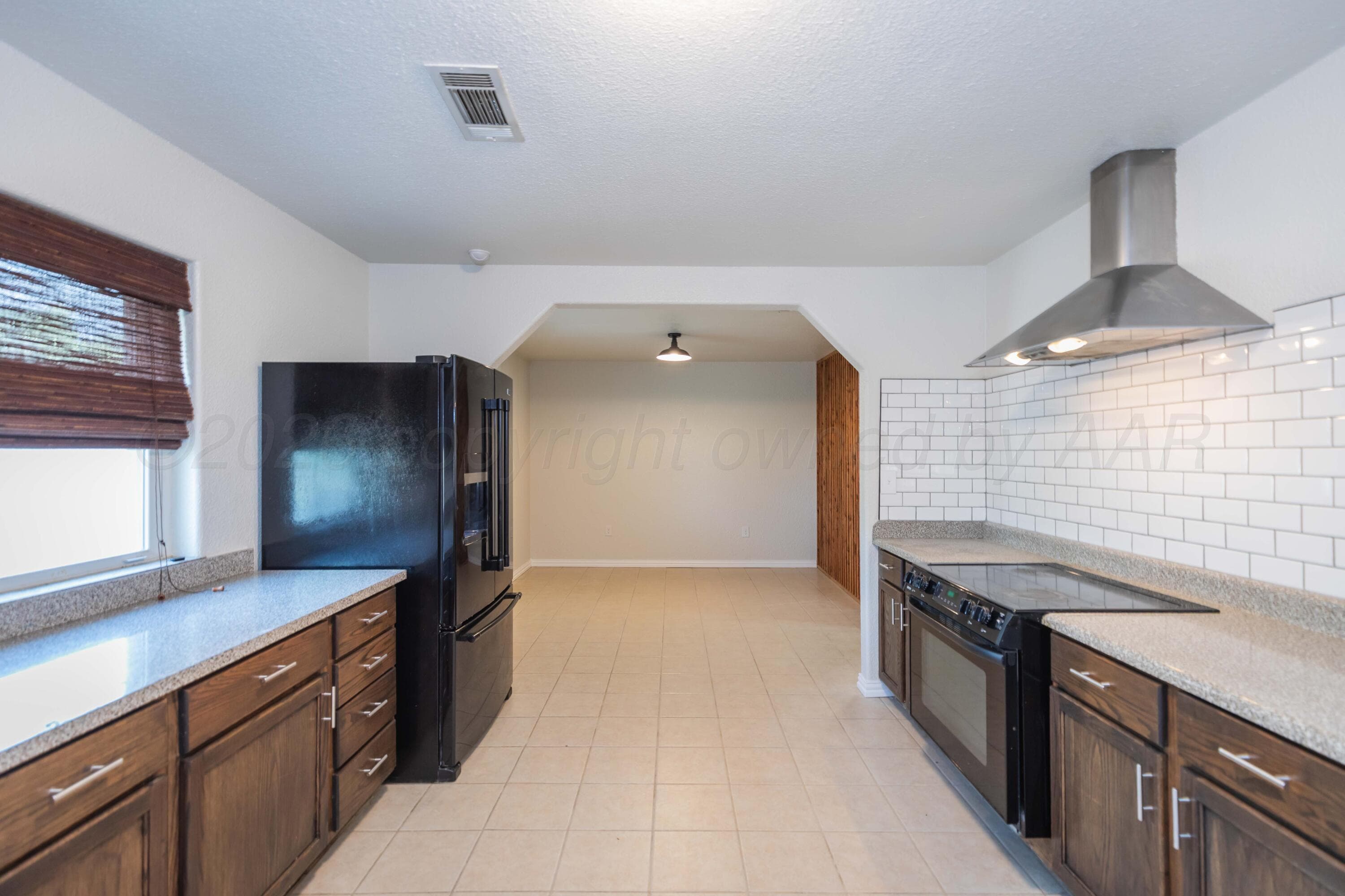 1612 N EVERGREEN Street, Pampa, TX 79065-4522, photo 13