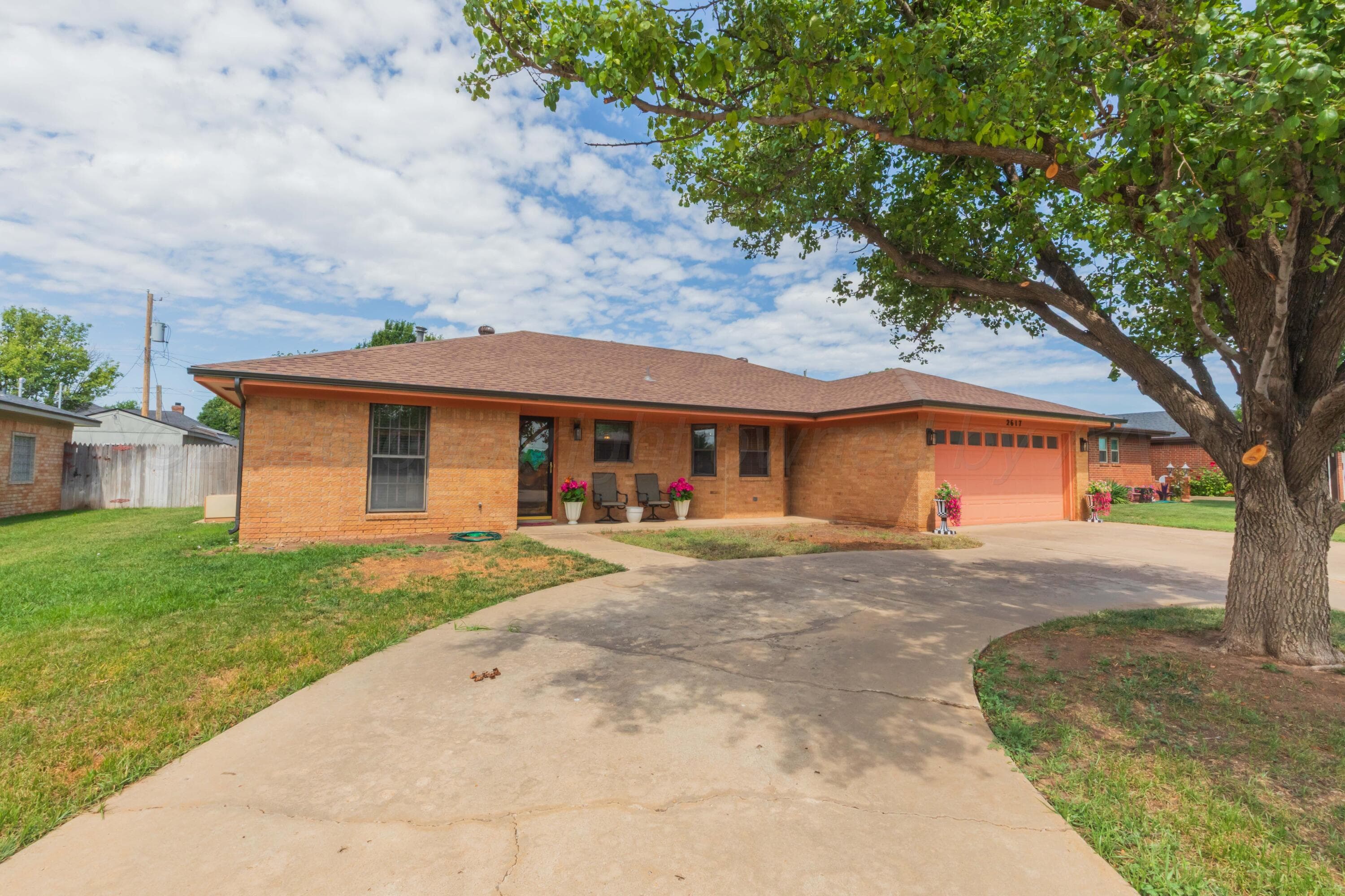 2617 N FIR Street, Pampa, TX 79065-3142, photo 2