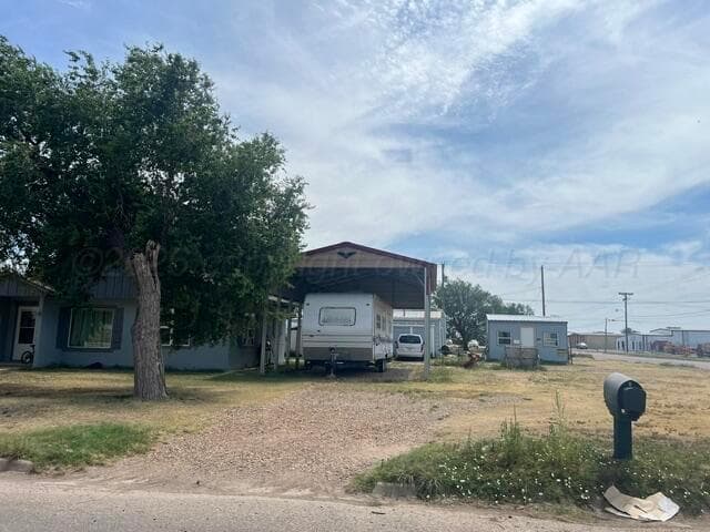 817-821 S Birch Street, Perryton, TX 79070, photo 3