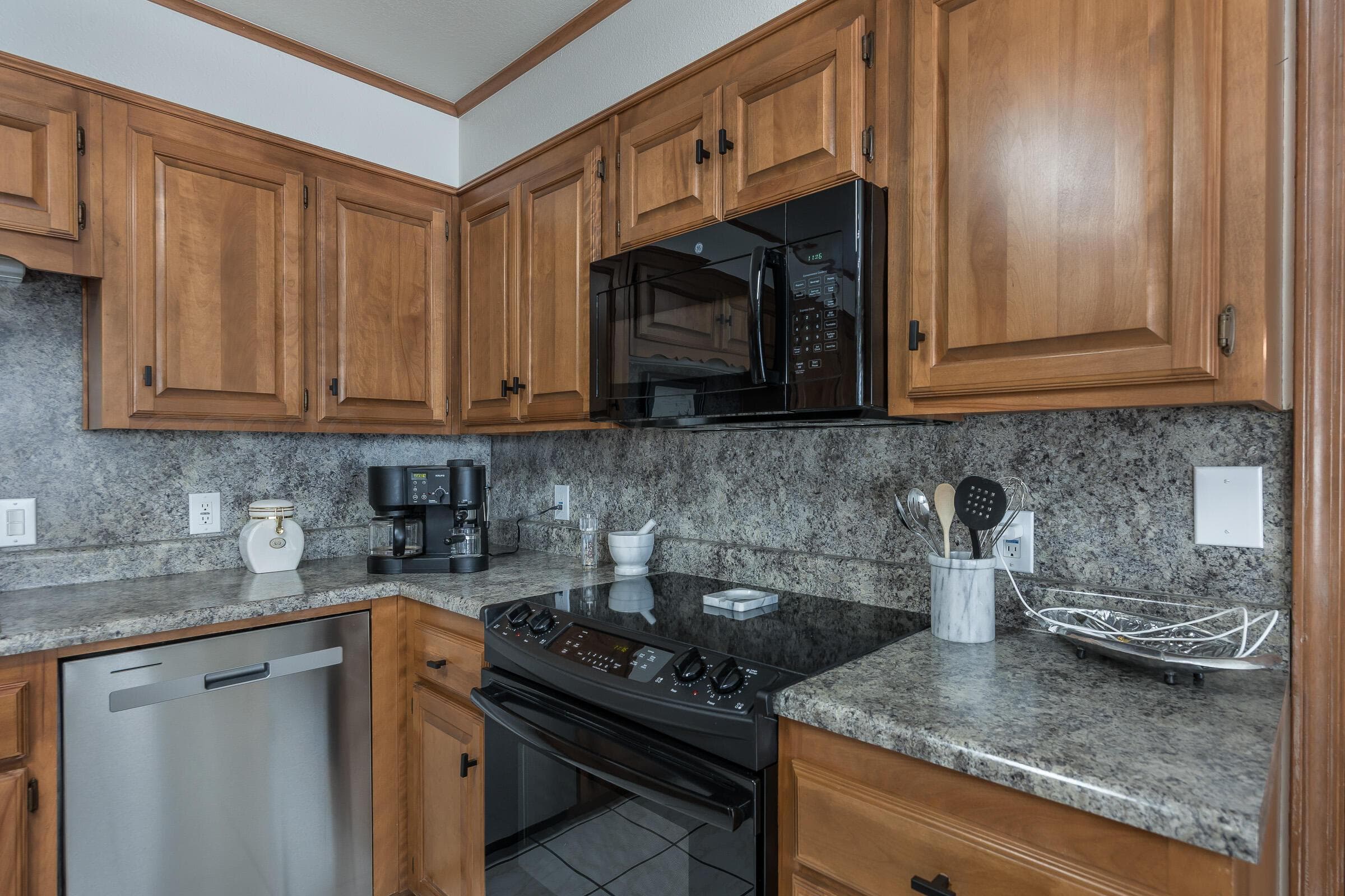 6053 BELPREE Road, Amarillo, TX 79106-3304, photo 16