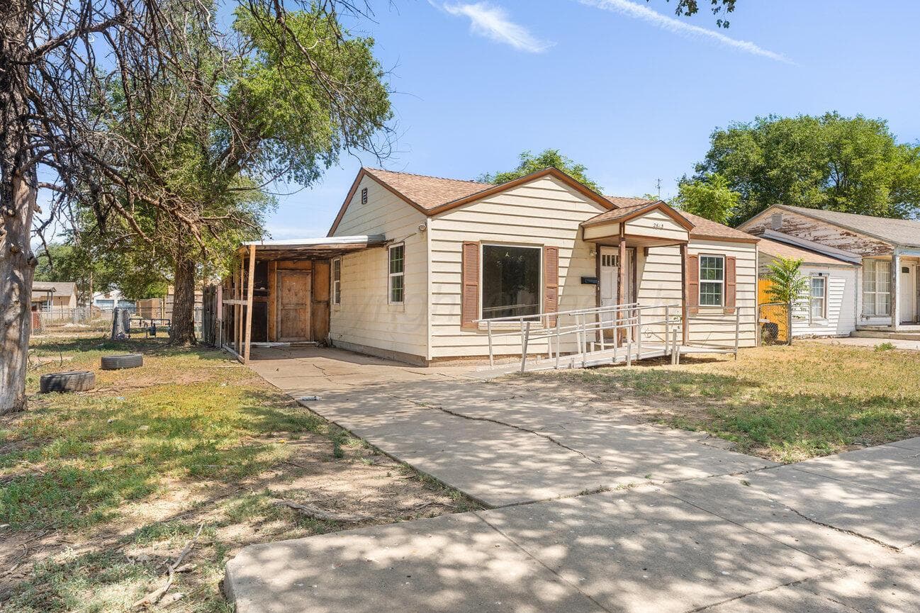 2613 SANBORN Street, Amarillo, TX 79107-5627, photo 2