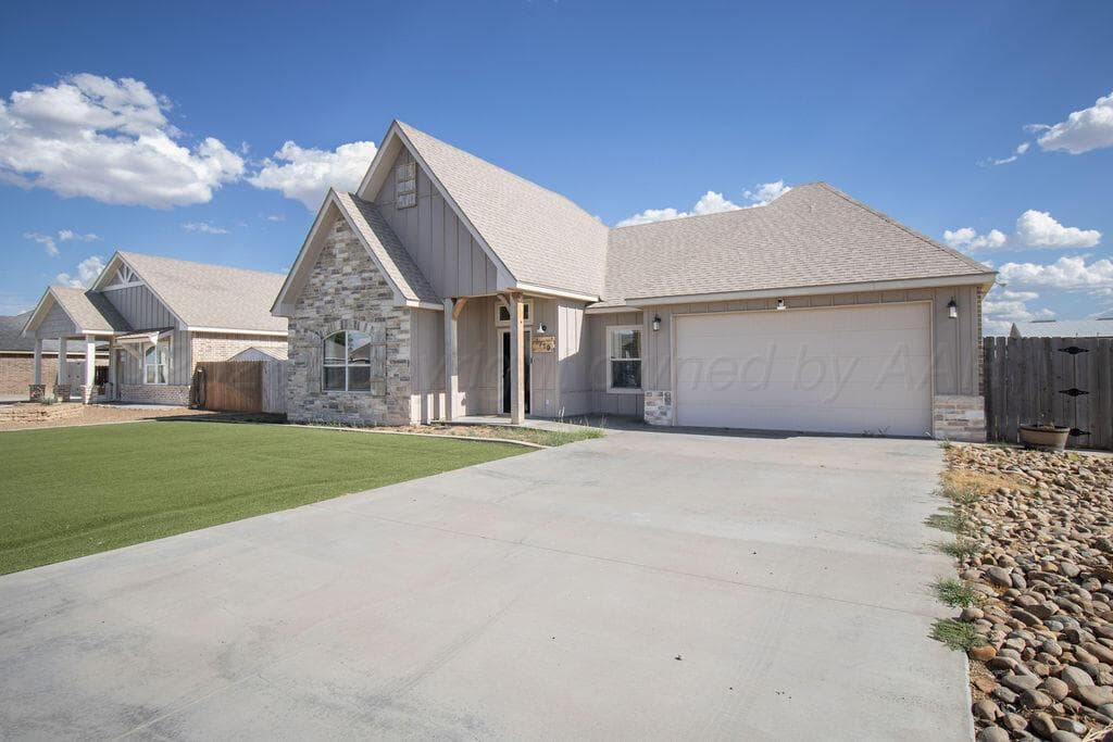 1719 Tumbleweed Trail, Dalhart, TX 79022, photo 3