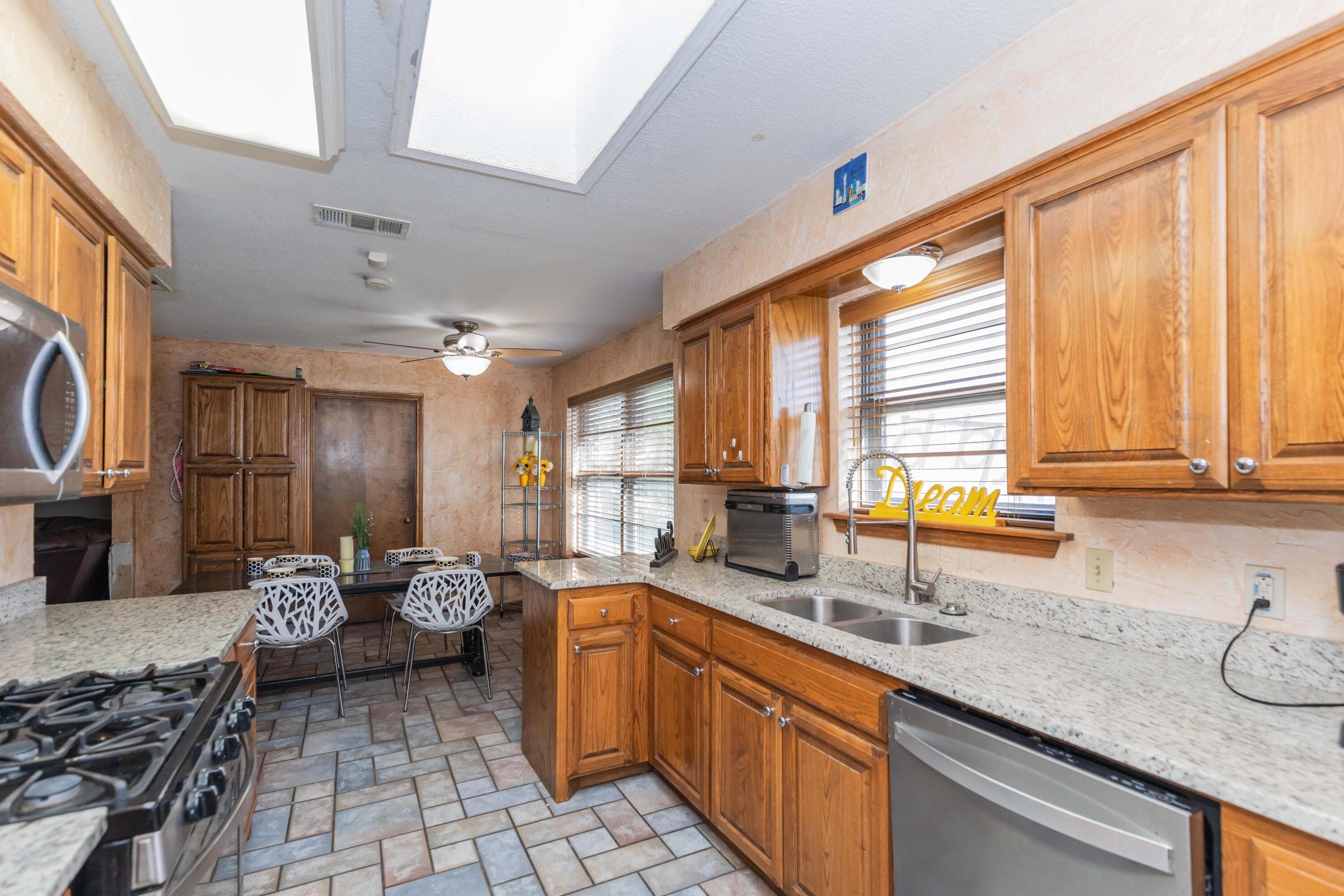 7411 JAMESON Drive, Amarillo, TX 79121, photo 24