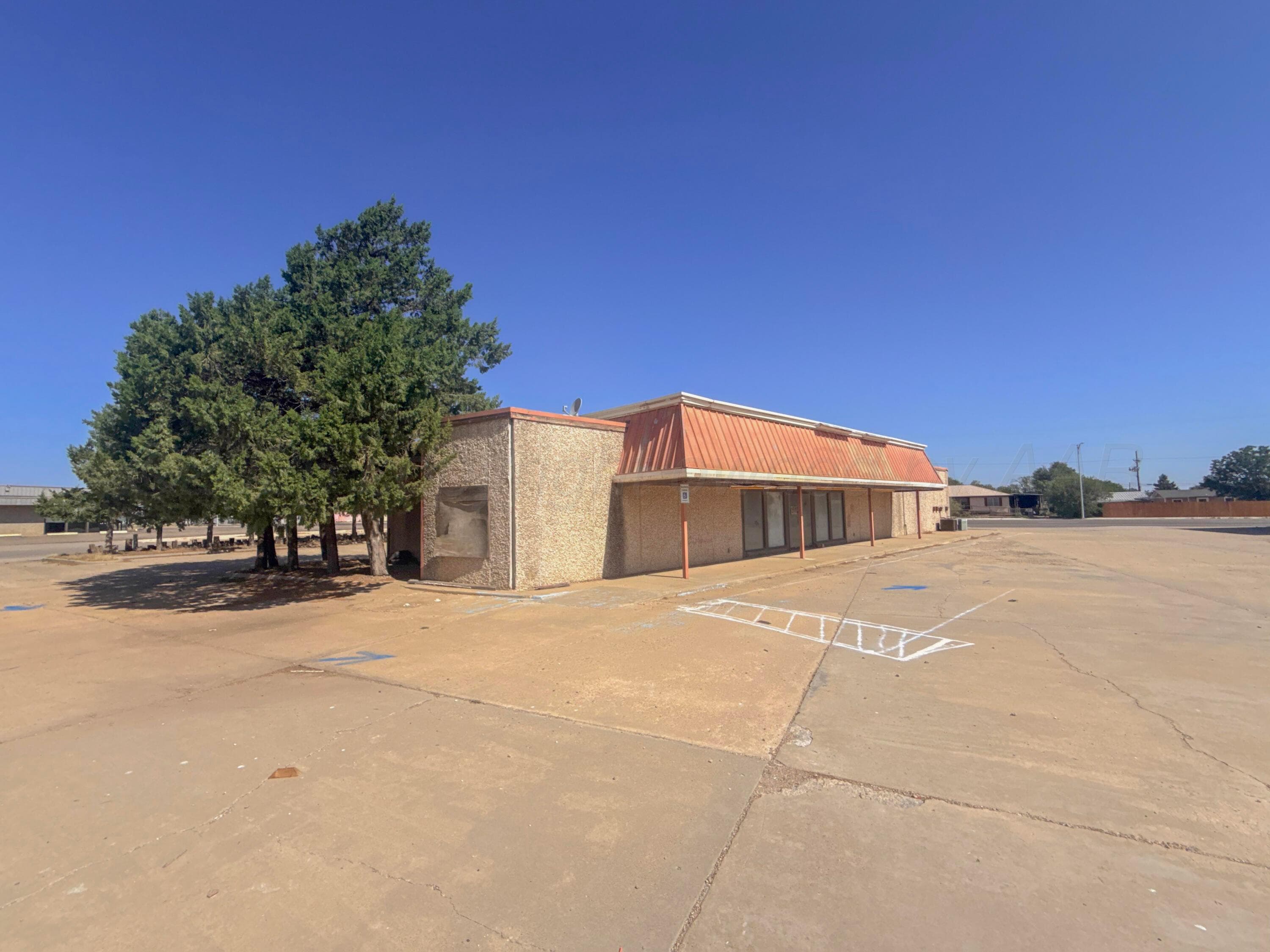 1801 ALCOCK Street, Pampa, TX 79065-5703, photo 2