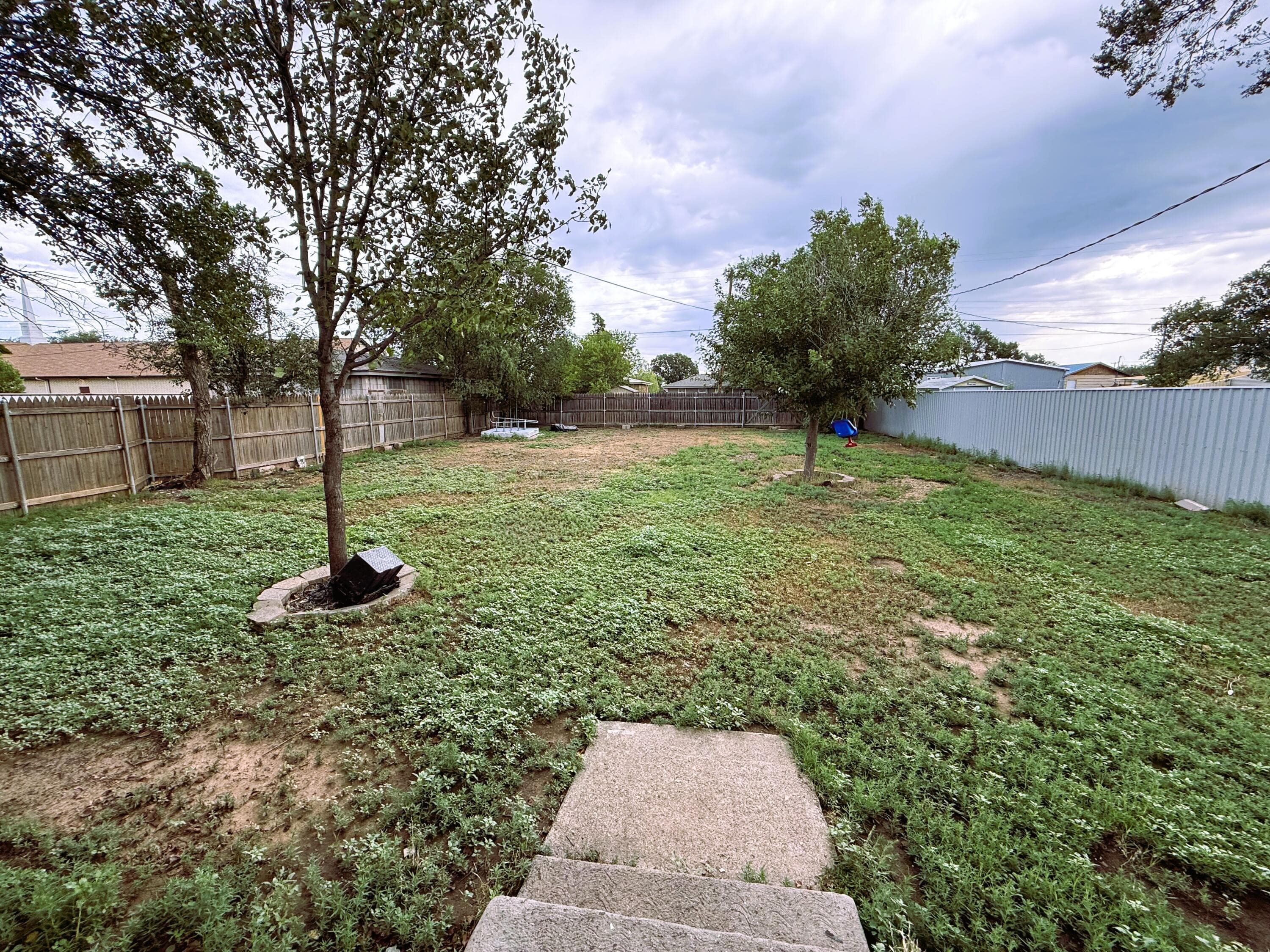812 N Pearl Street, Stratford, TX 79084, photo 11