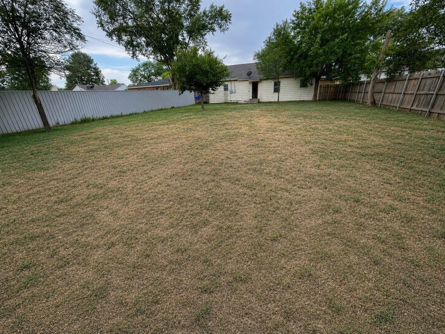 812 N Pearl Street, Stratford, TX 79084, photo 12