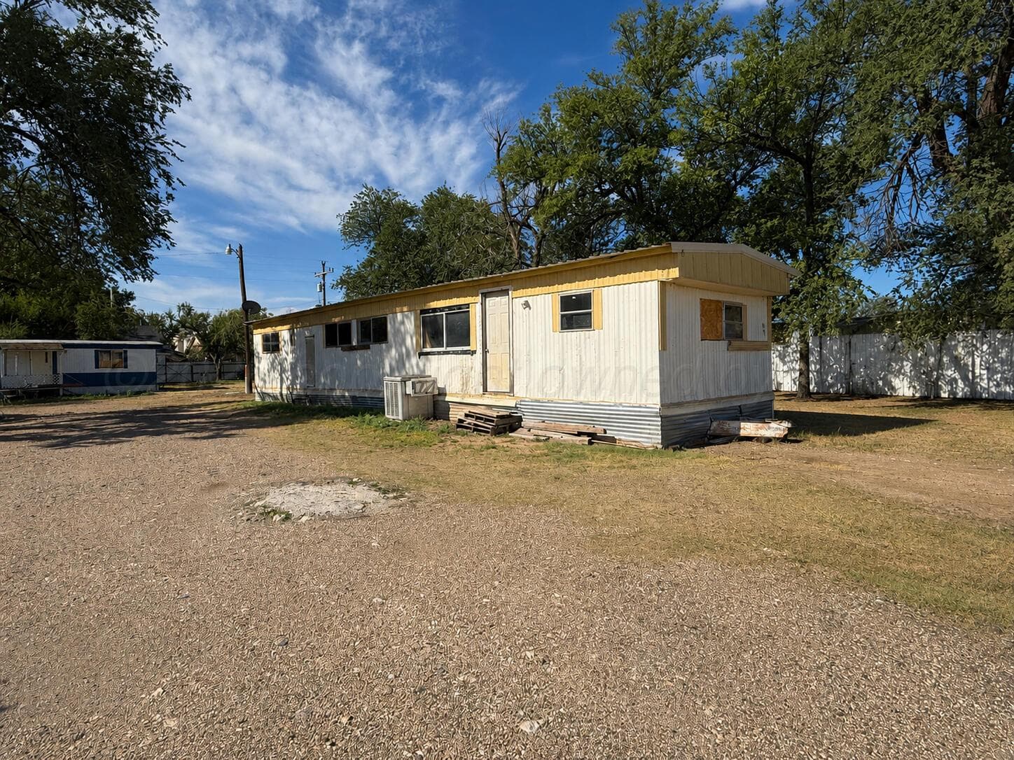 515 Walnut Street, Texhoma, OK 73949