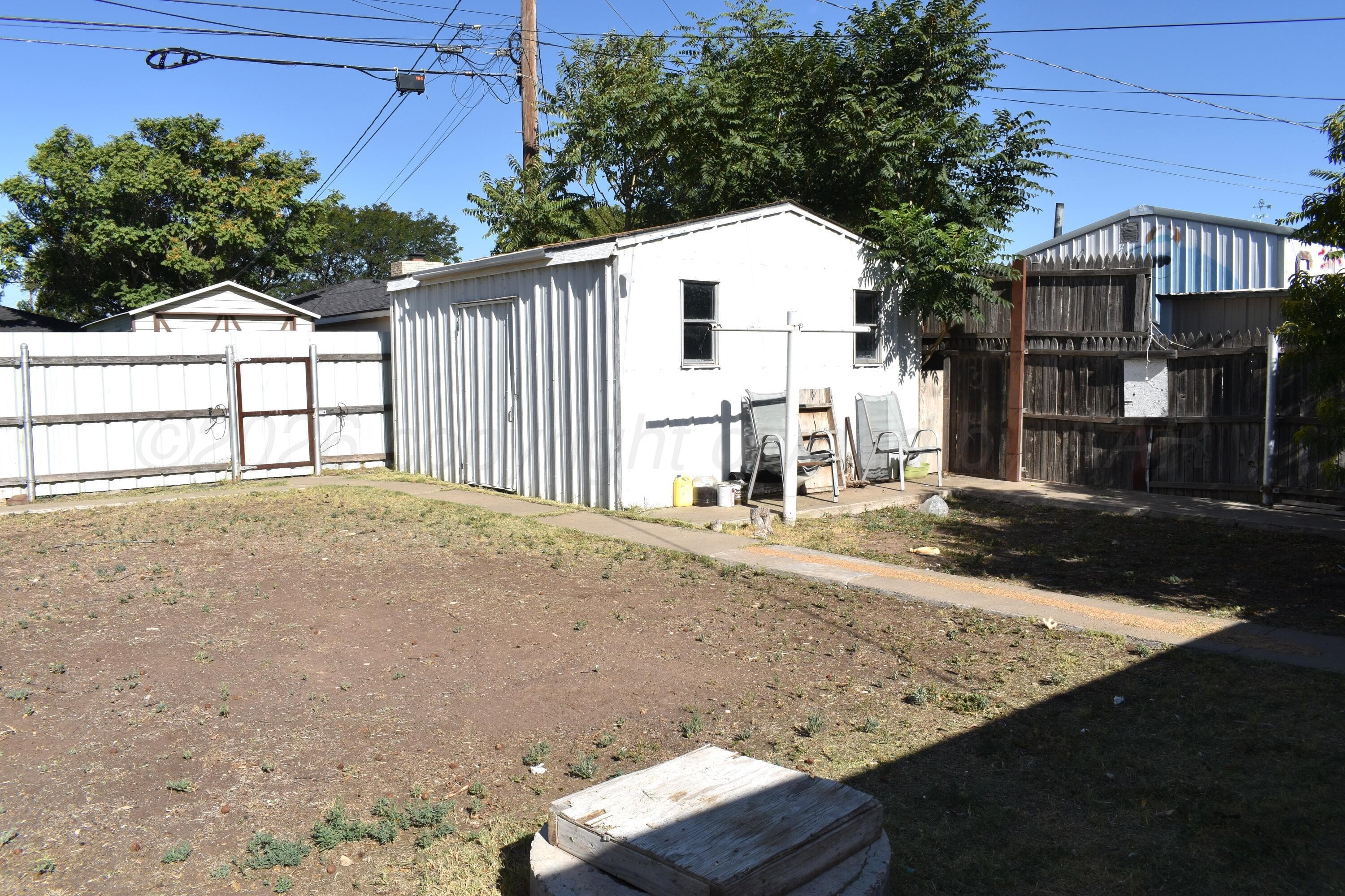 519 WILLOW Avenue, Dumas, TX 79029-3020, photo 16