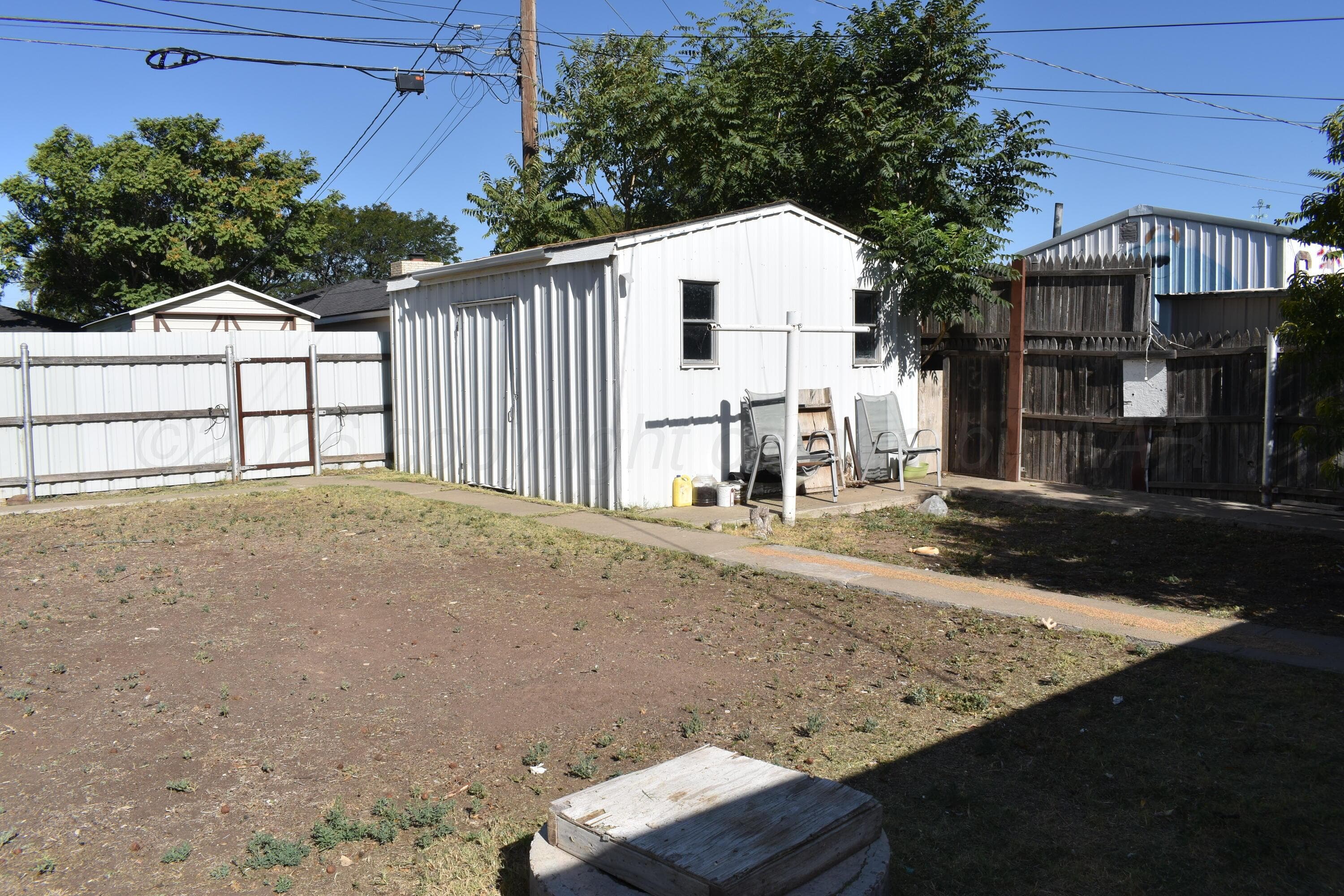 519 WILLOW Avenue, Dumas, TX 79029-3020, photo 19