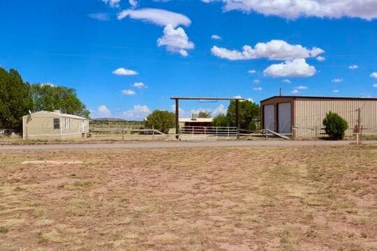138 Roadrunner Lane, Conchas Dam -NM, NM 88416