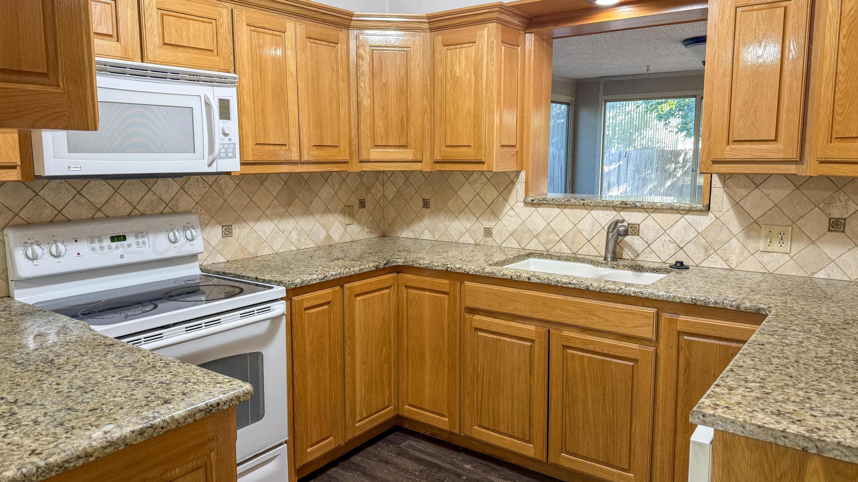 1414 Pecan Avenue, Panhandle, TX 79068-1874, photo 17