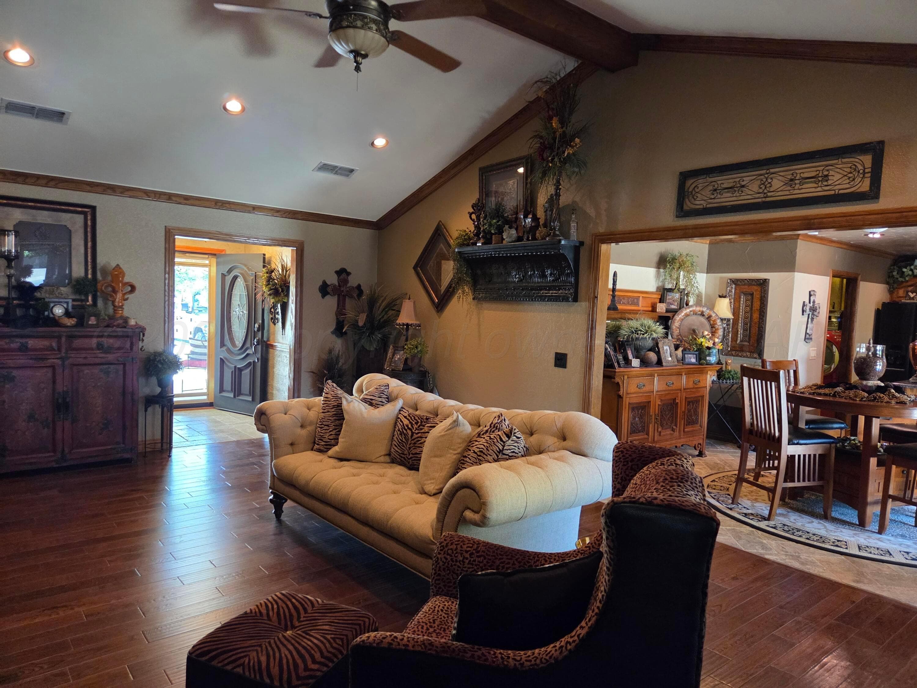 2305 S Elm Street, Perryton, TX 79070, photo 12