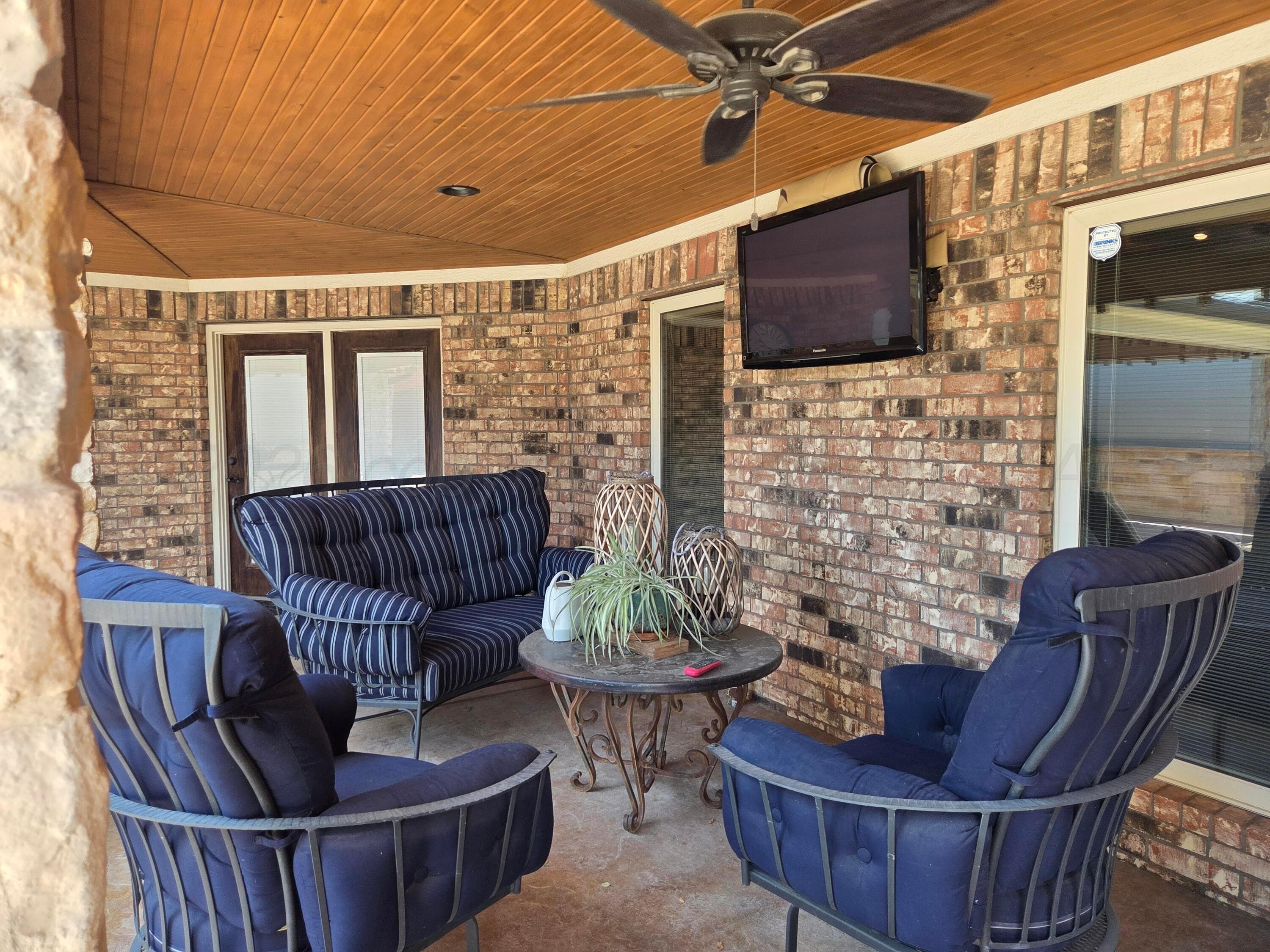 2305 S Elm Street, Perryton, TX 79070, photo 34