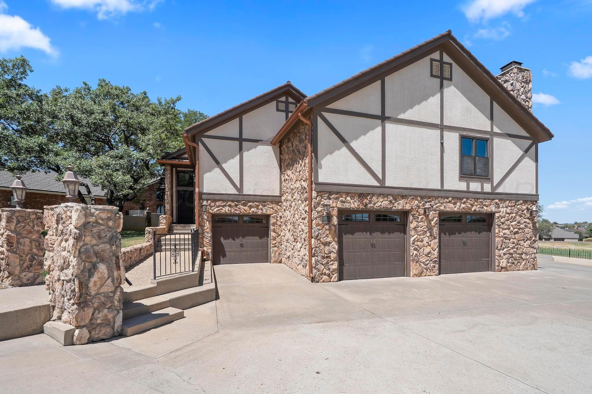 9 COUNTRY CLUB Drive, Amarillo, TX 79124, photo 2
