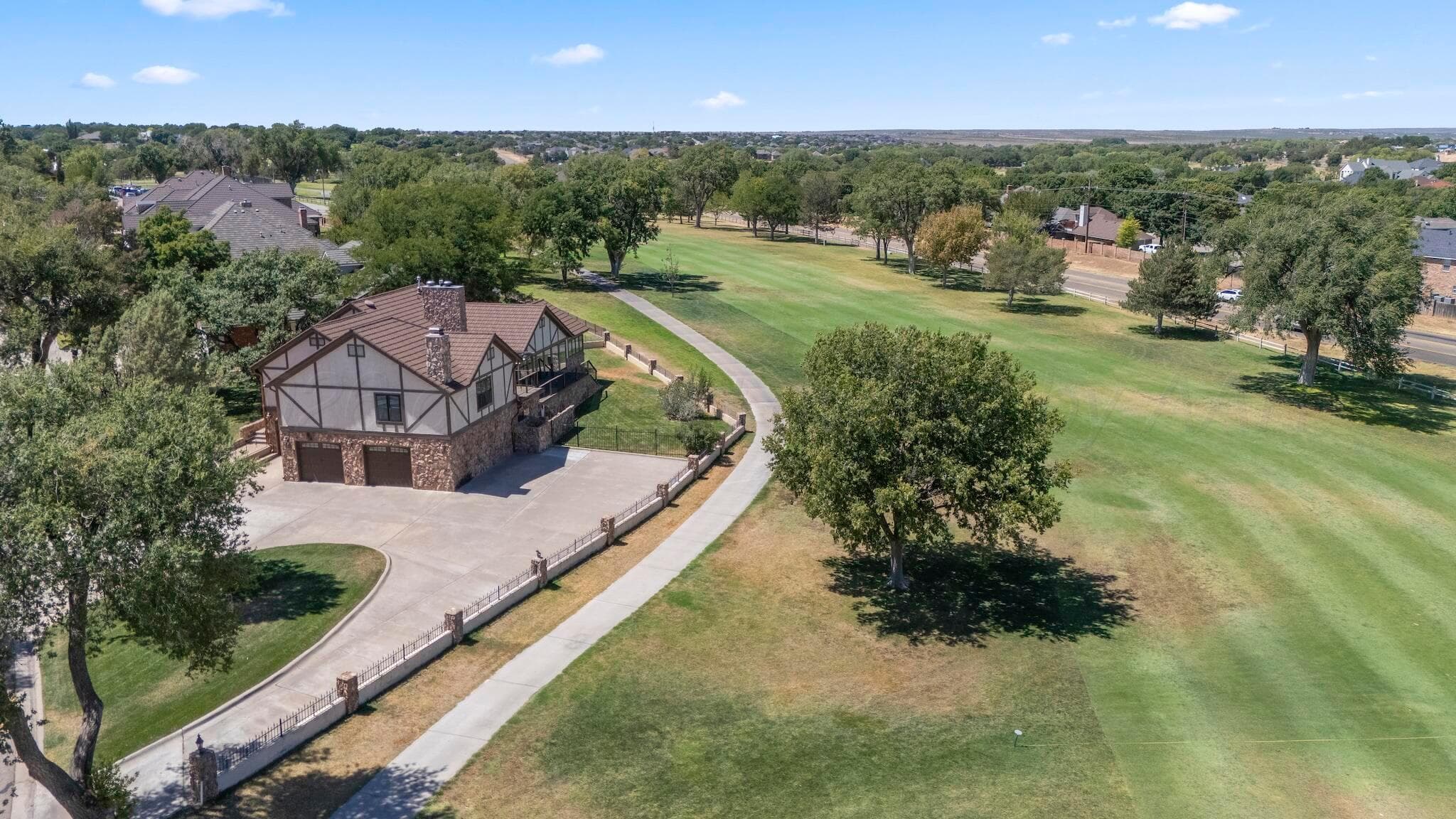 9 COUNTRY CLUB Drive, Amarillo, TX 79124, photo 3