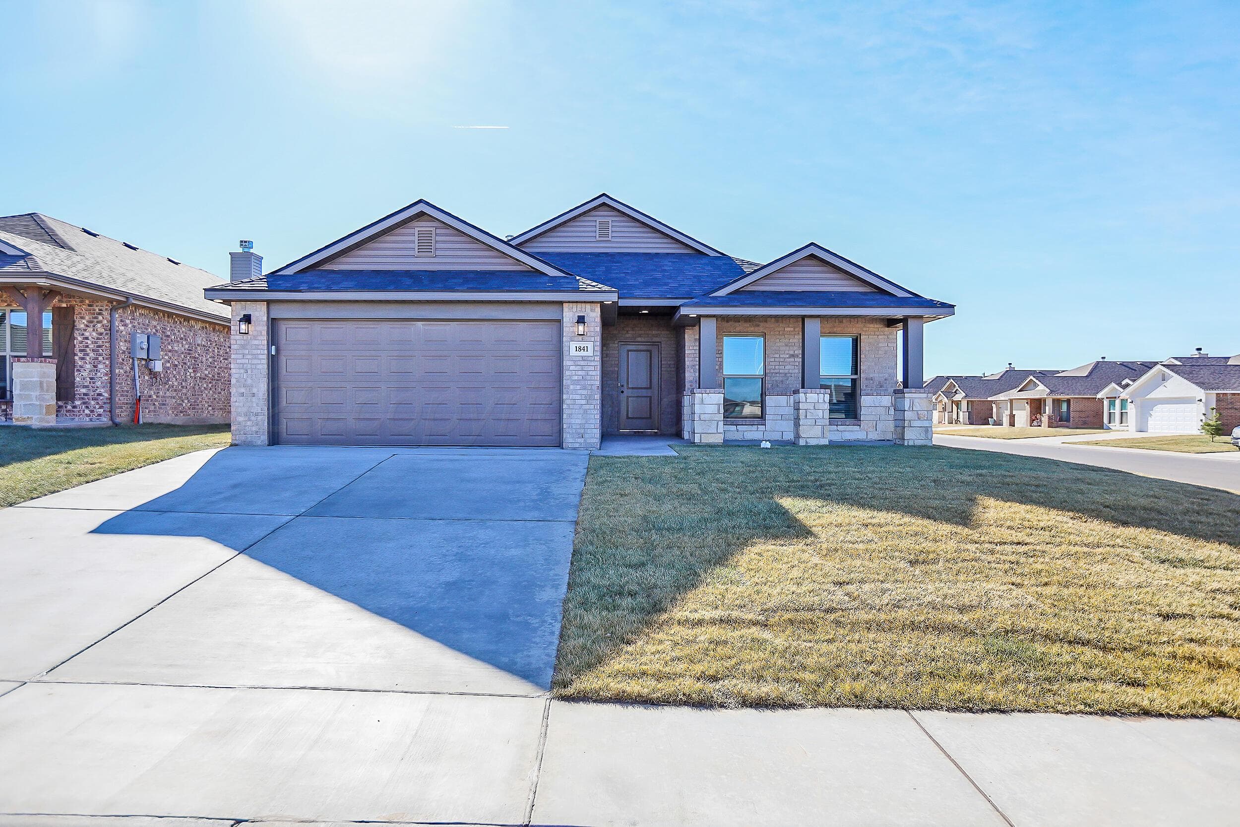 1841 MONTALUSE Road, Amarillo, TX 79118-0029, photo 2