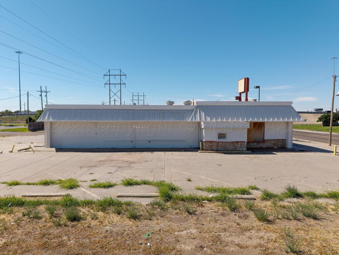 1511 QUARTER HORSE Drive, Amarillo, TX 79104, photo 15