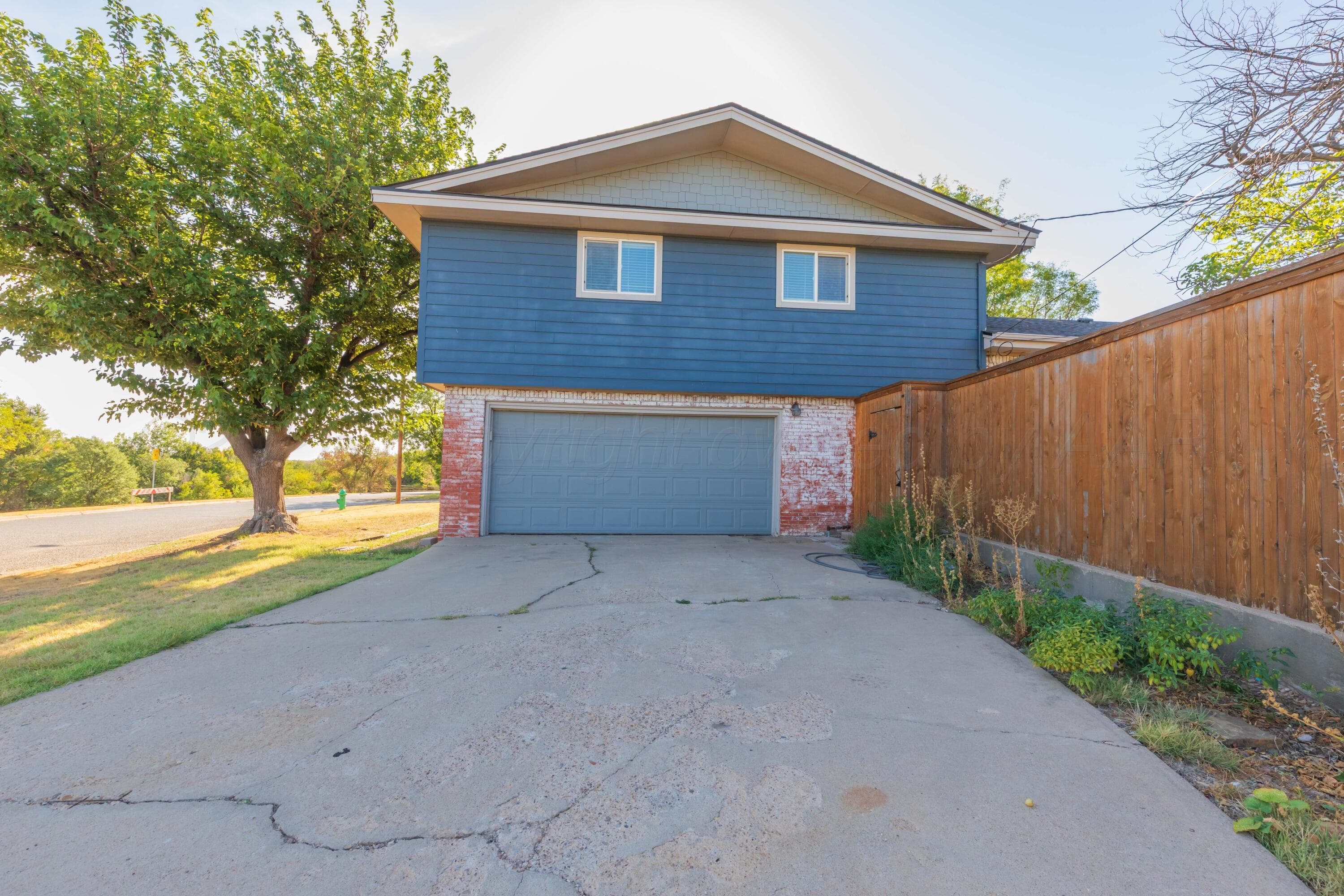 1947 Grape Street, Pampa, TX 79065, photo 3