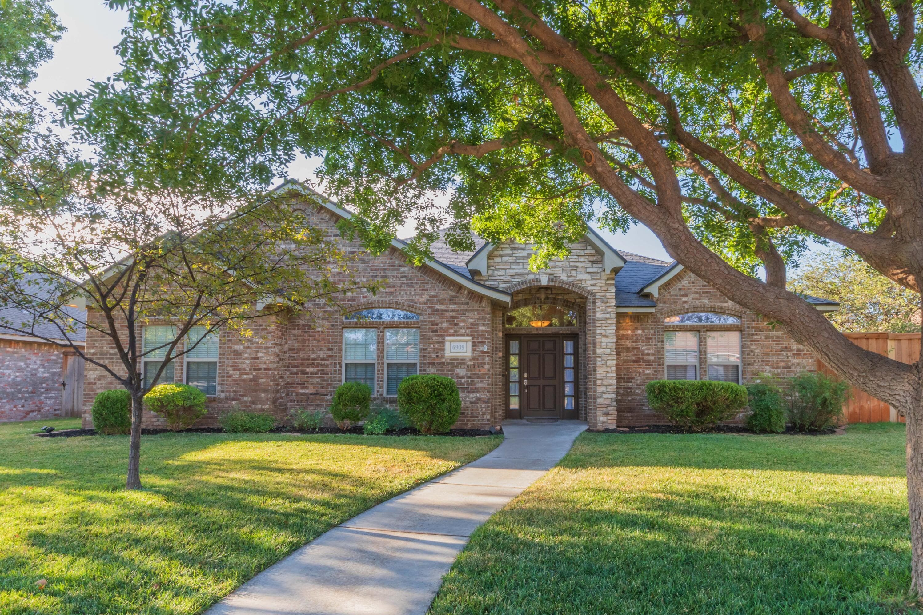 6909 ACHIEVE Drive, Amarillo, TX 79119-7376